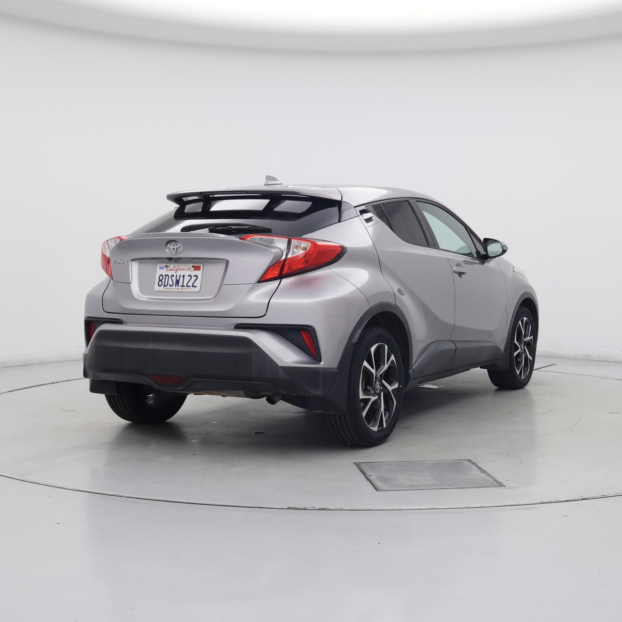 Thumbnail: 2018 Toyota C-HR - 8