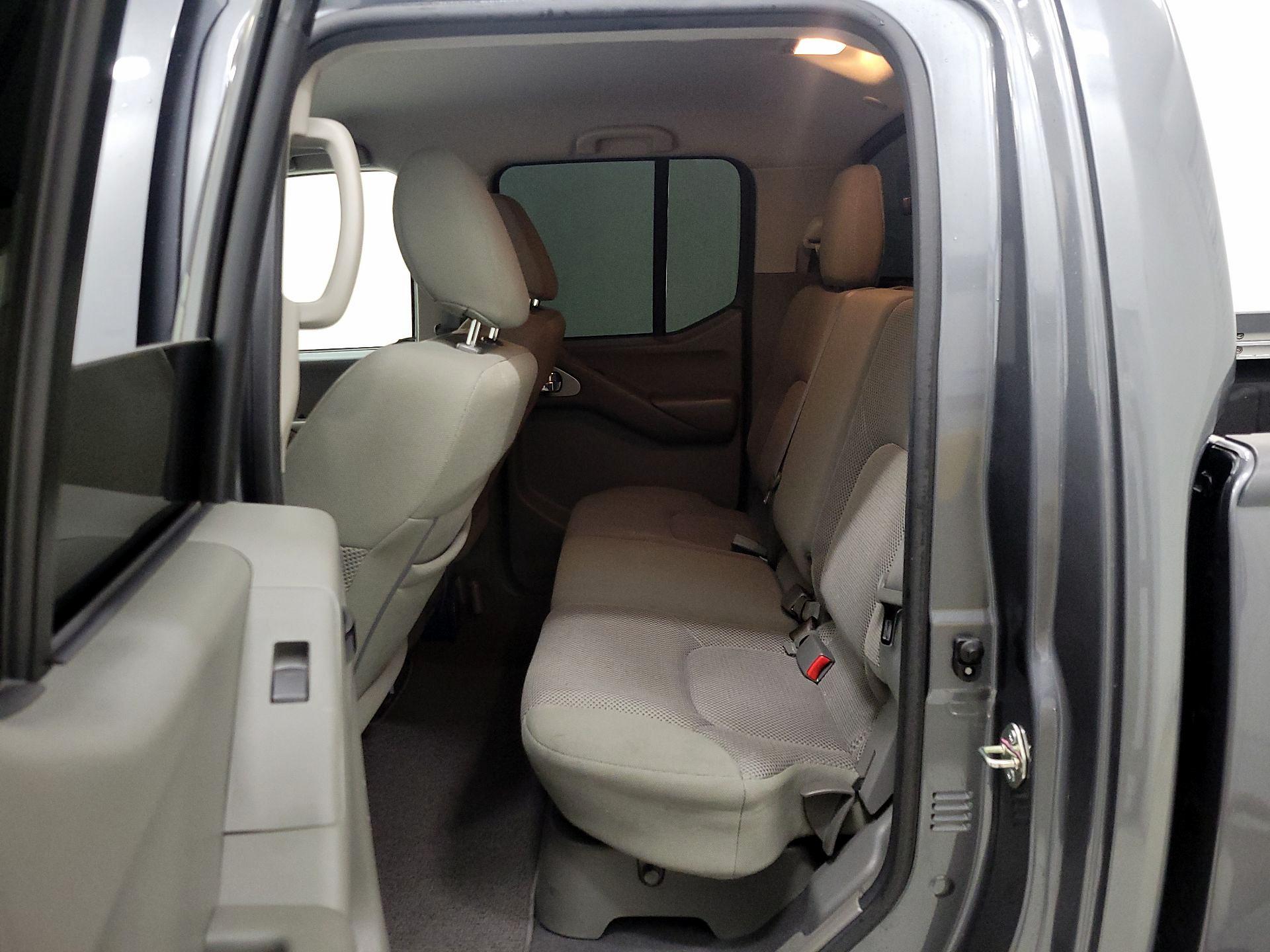 Thumbnail: 2019 Nissan Frontier - 18