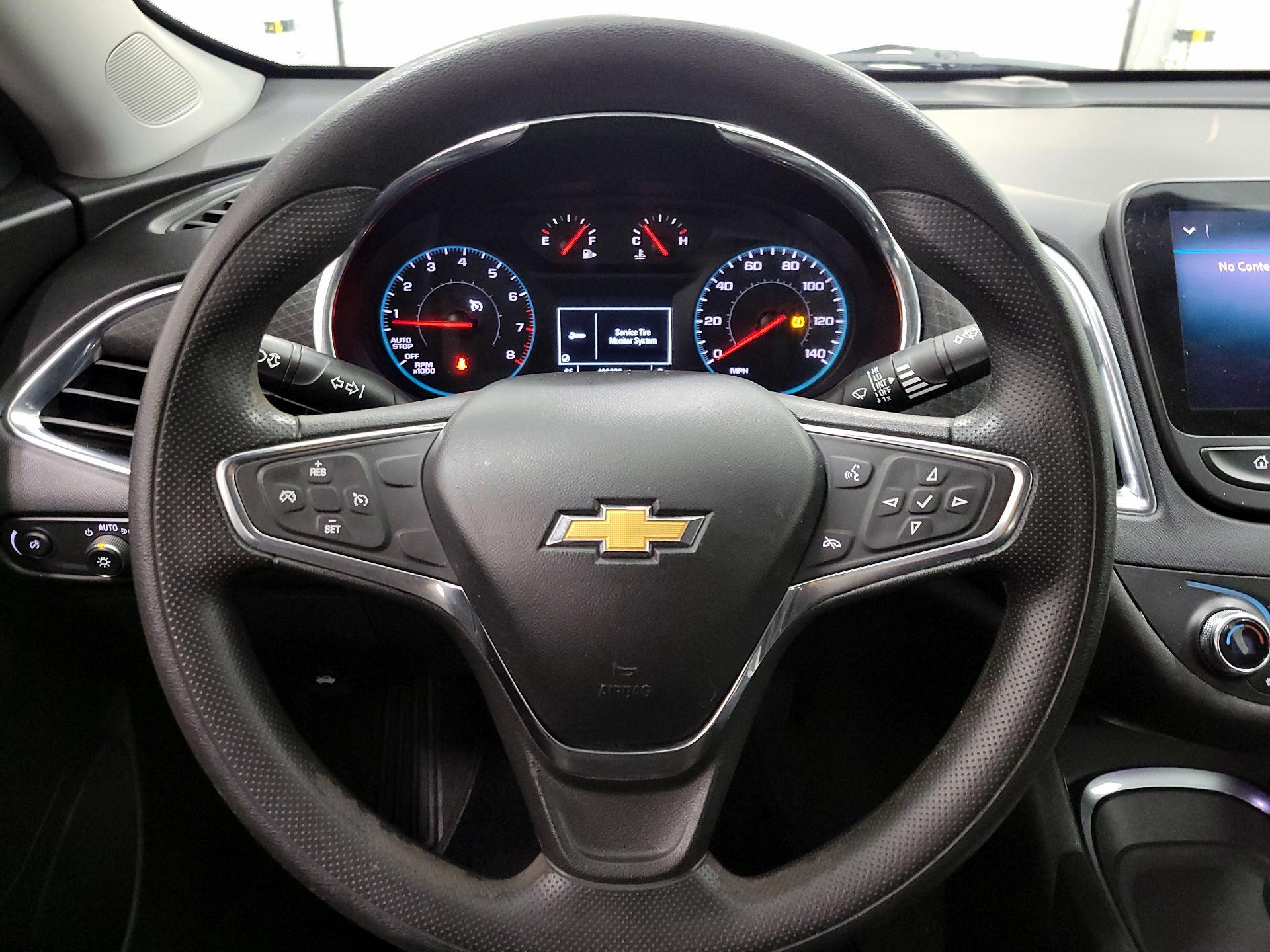 Thumbnail: 2020 Chevrolet Malibu - 10