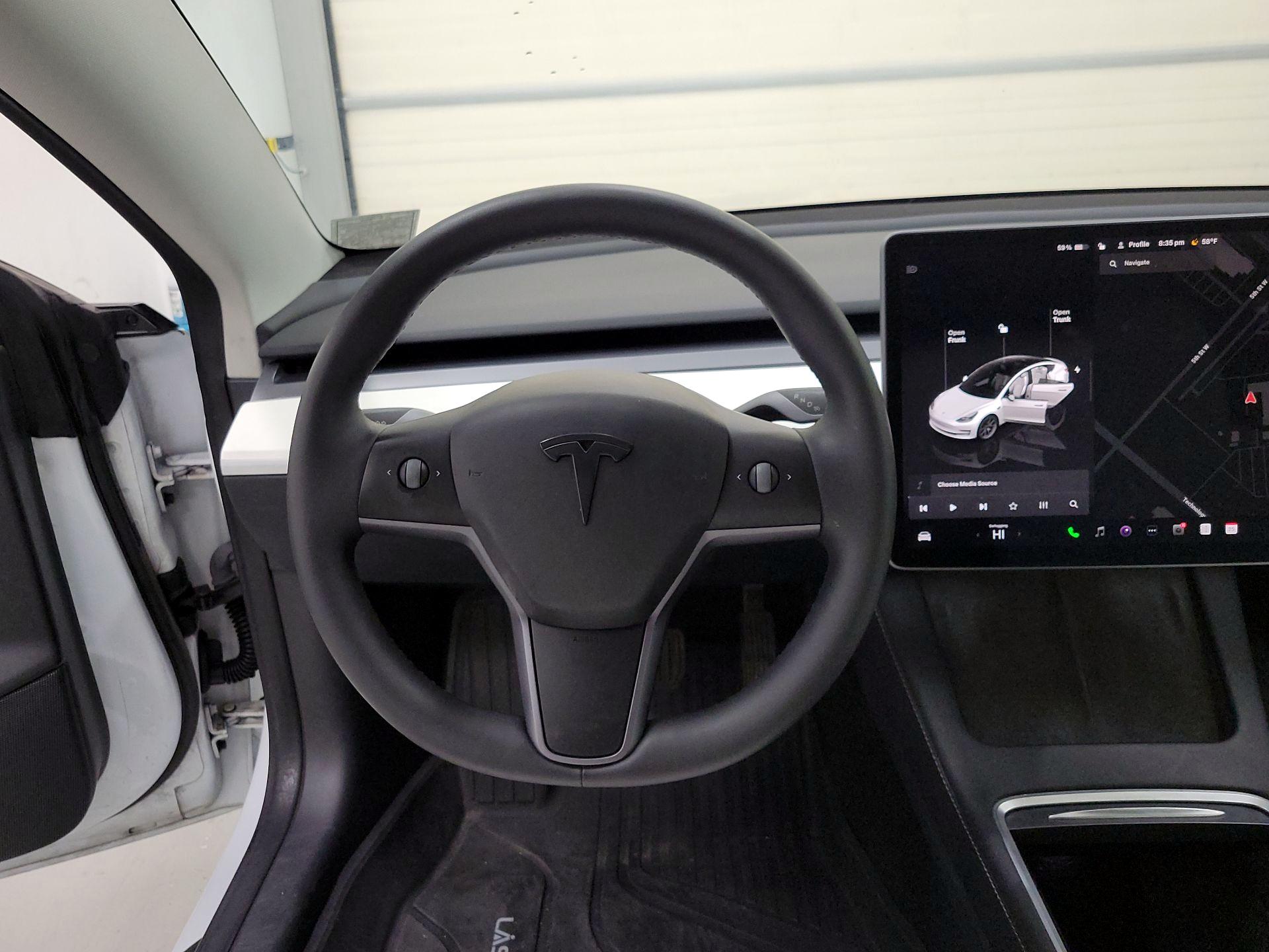 Thumbnail: 2022 Tesla Model 3 - 10