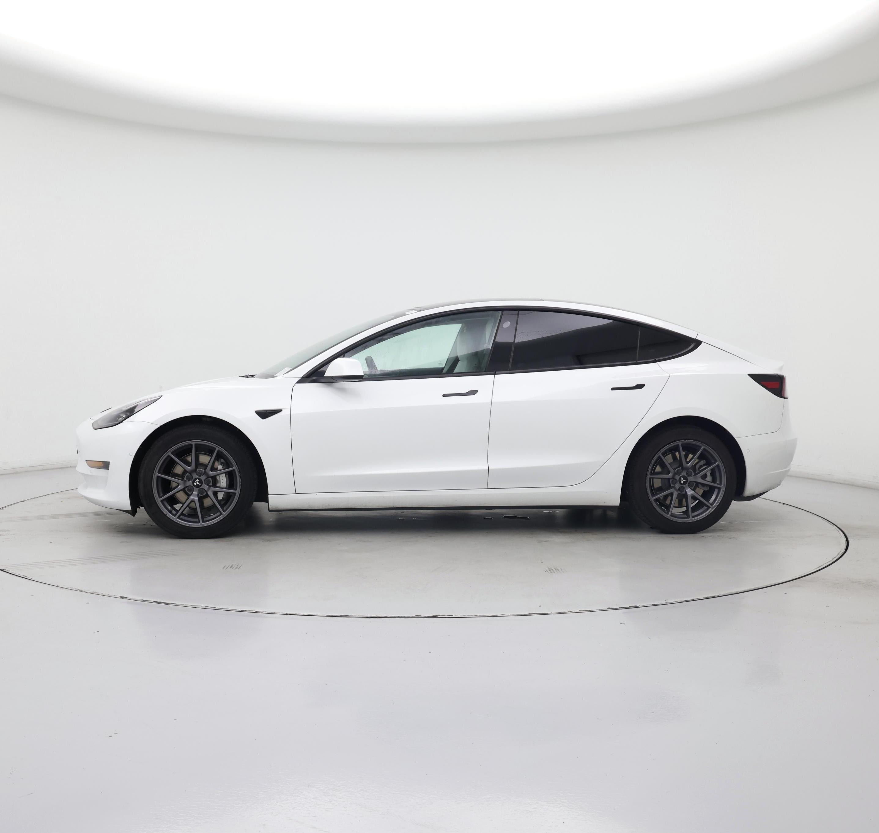 Thumbnail: 2022 Tesla Model 3 - 3