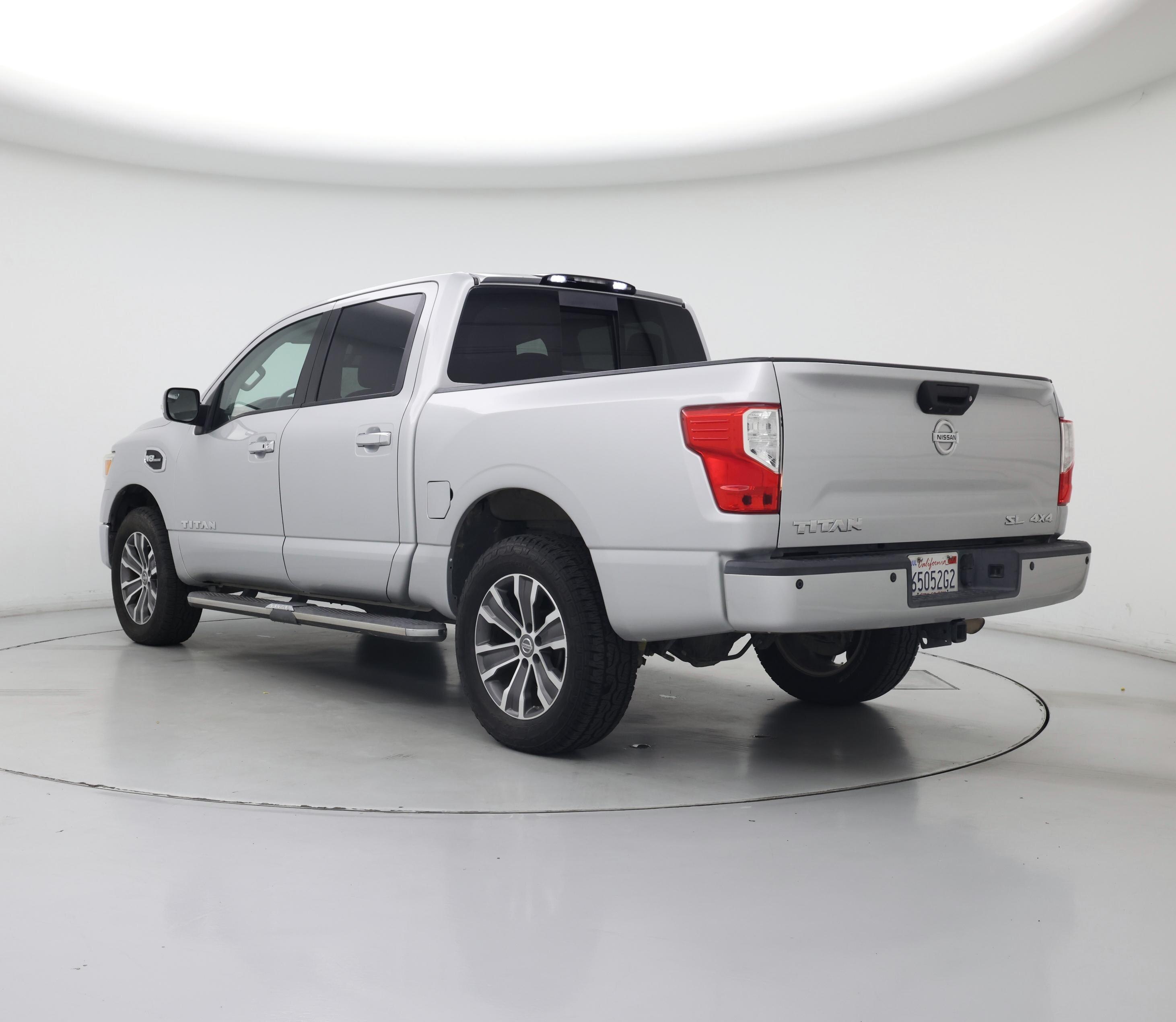 Thumbnail: 2017 Nissan Titan - 2