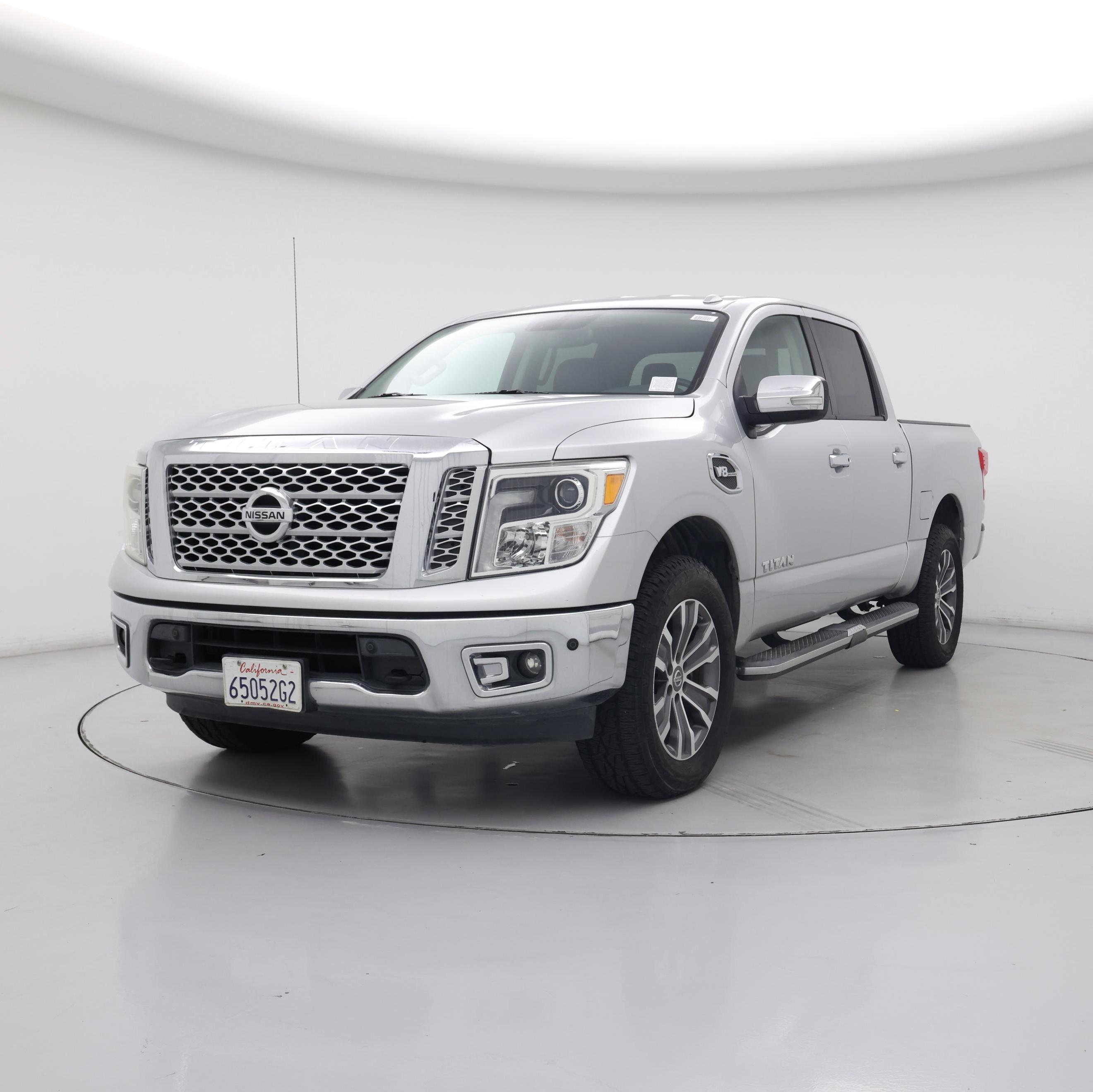 Thumbnail: 2017 Nissan Titan - 4