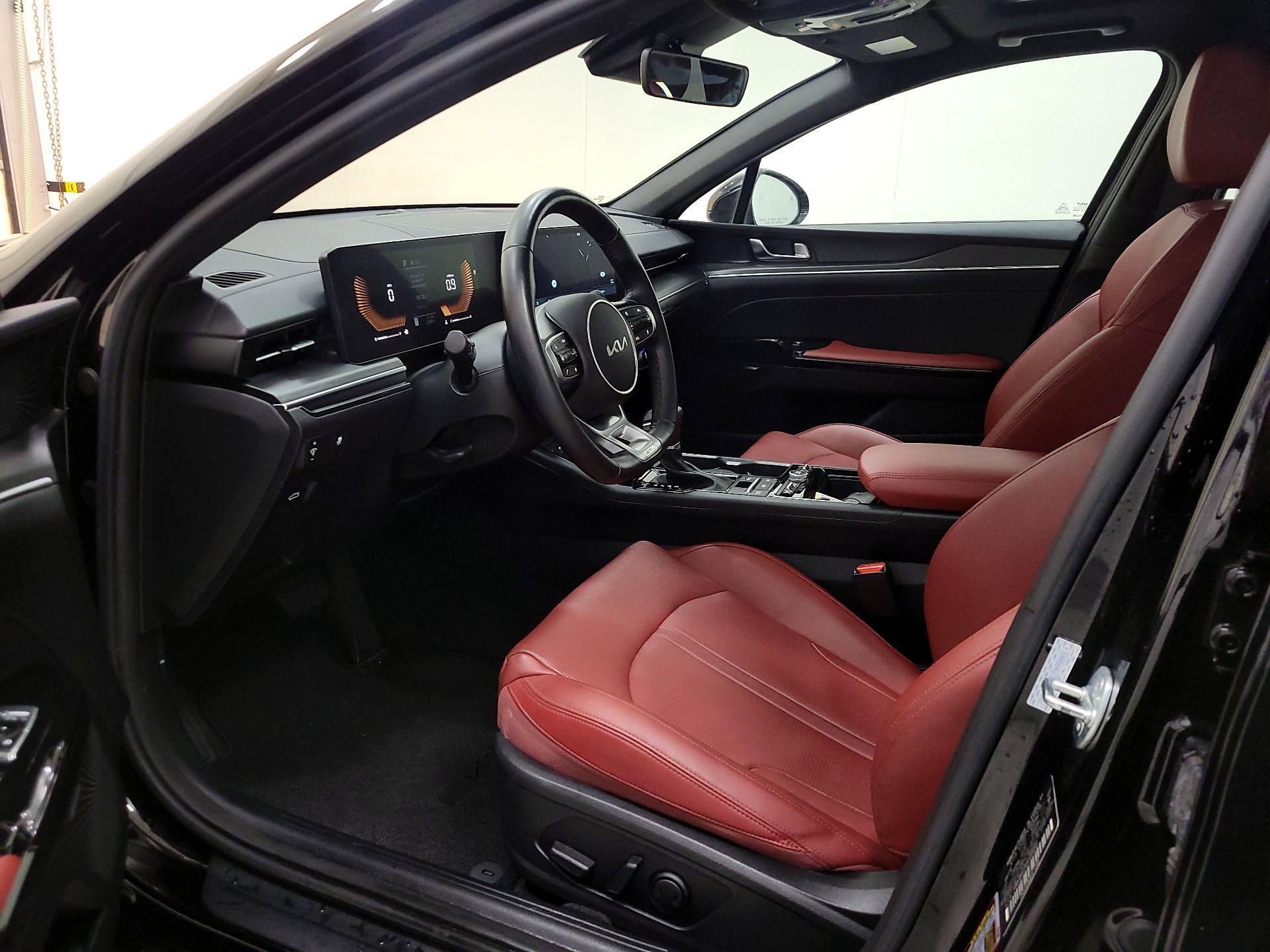 Thumbnail: 2025 Kia K5 - 11