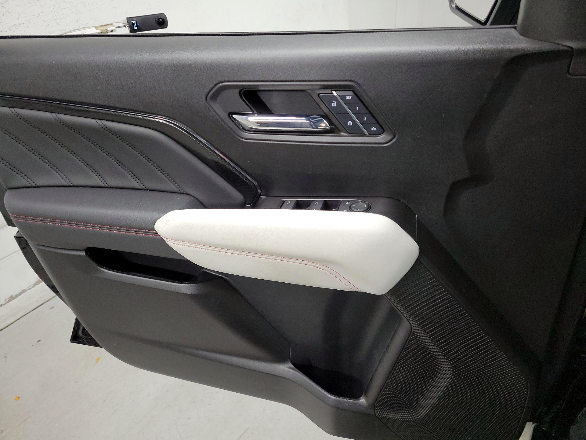 Thumbnail: 2024 GMC Canyon - 12