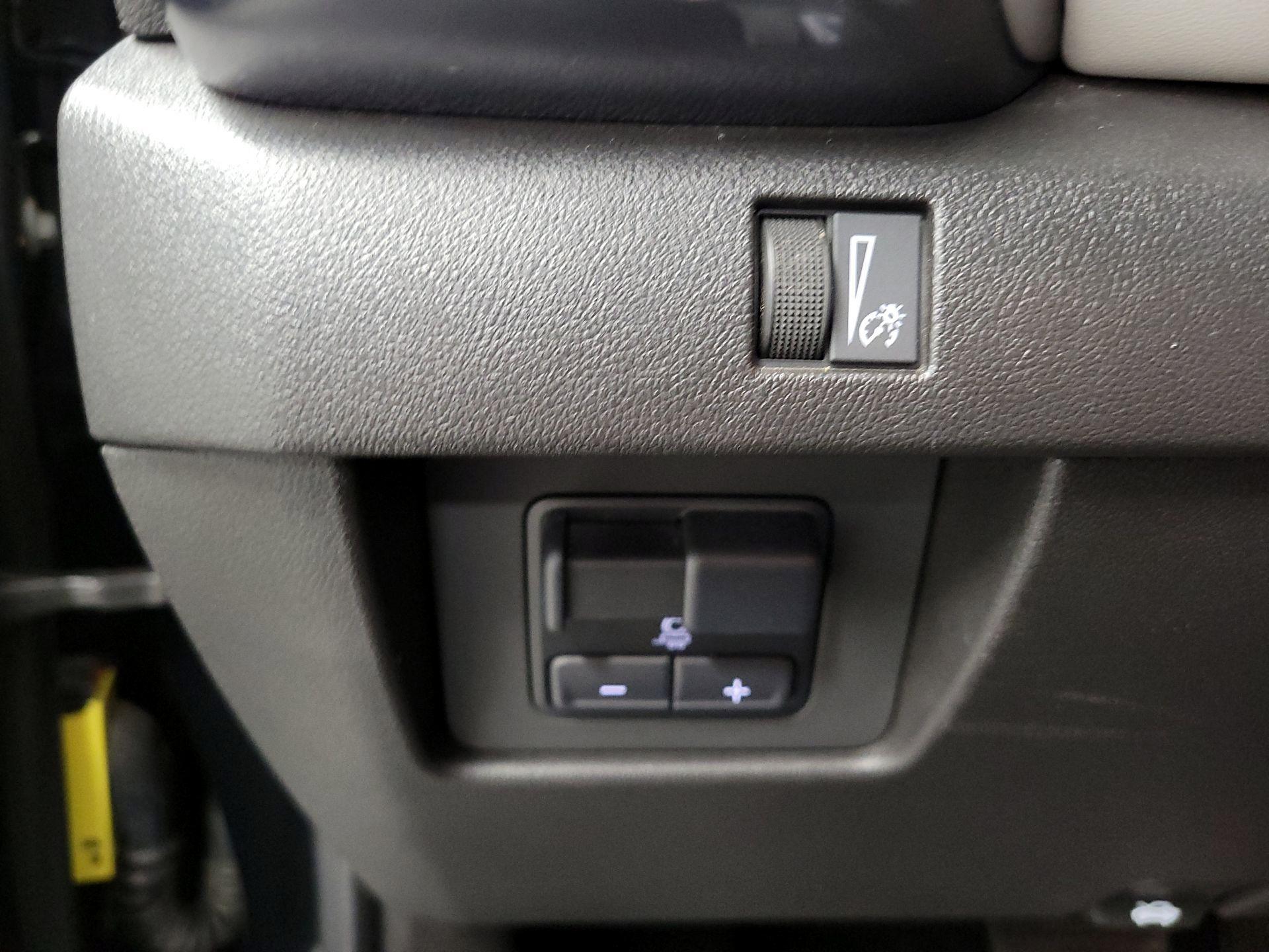 Thumbnail: 2024 GMC Canyon - 13