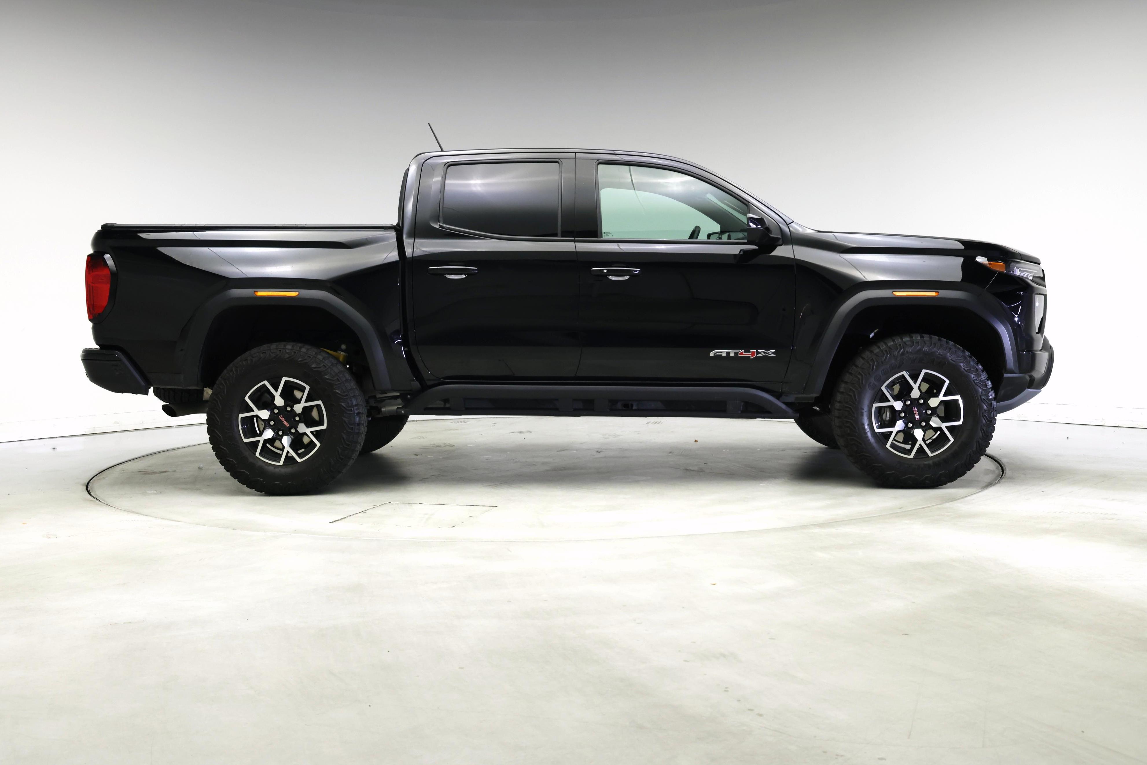 Thumbnail: 2024 GMC Canyon - 7