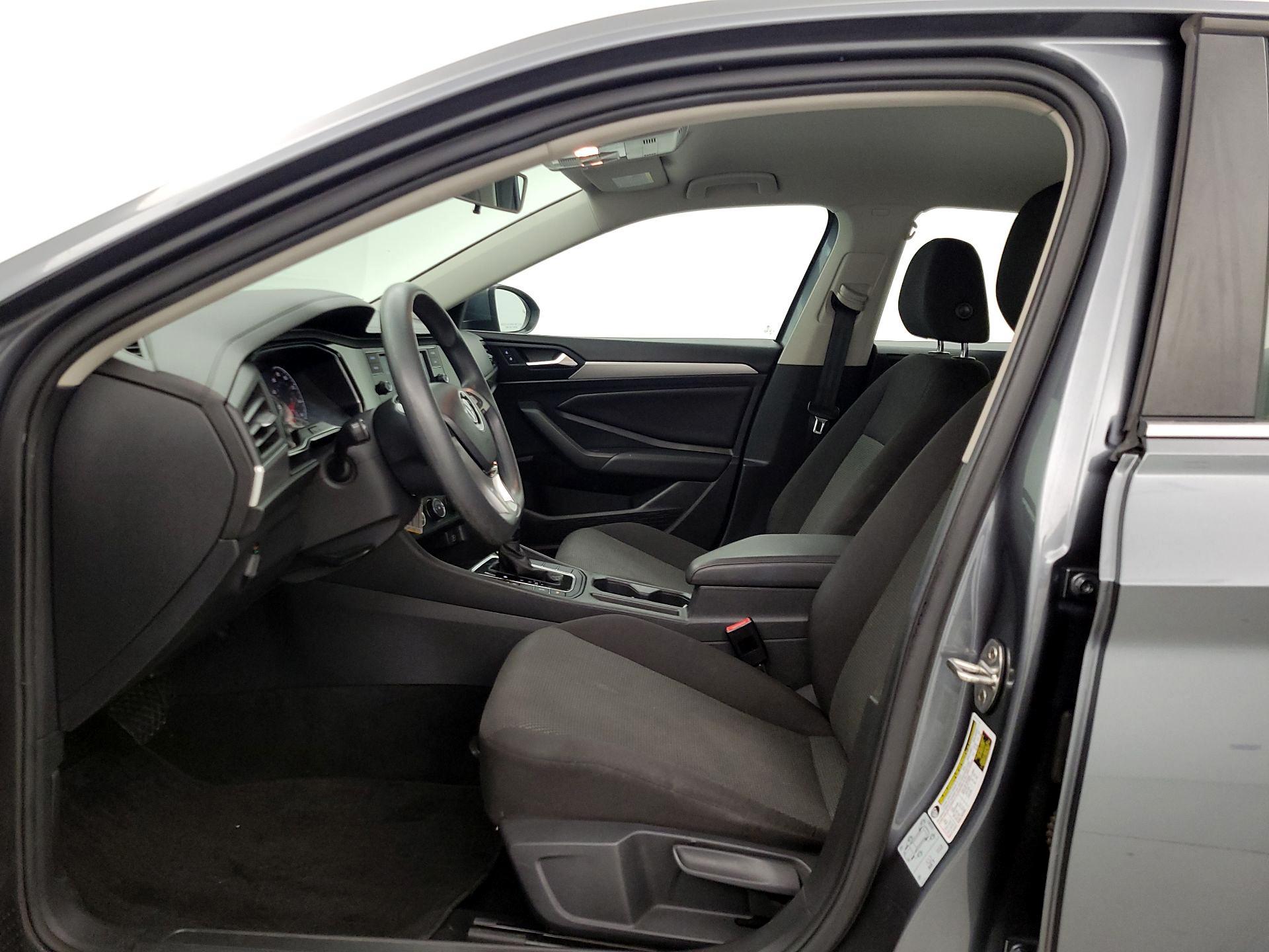 Thumbnail: 2019 Volkswagen Jetta - 11