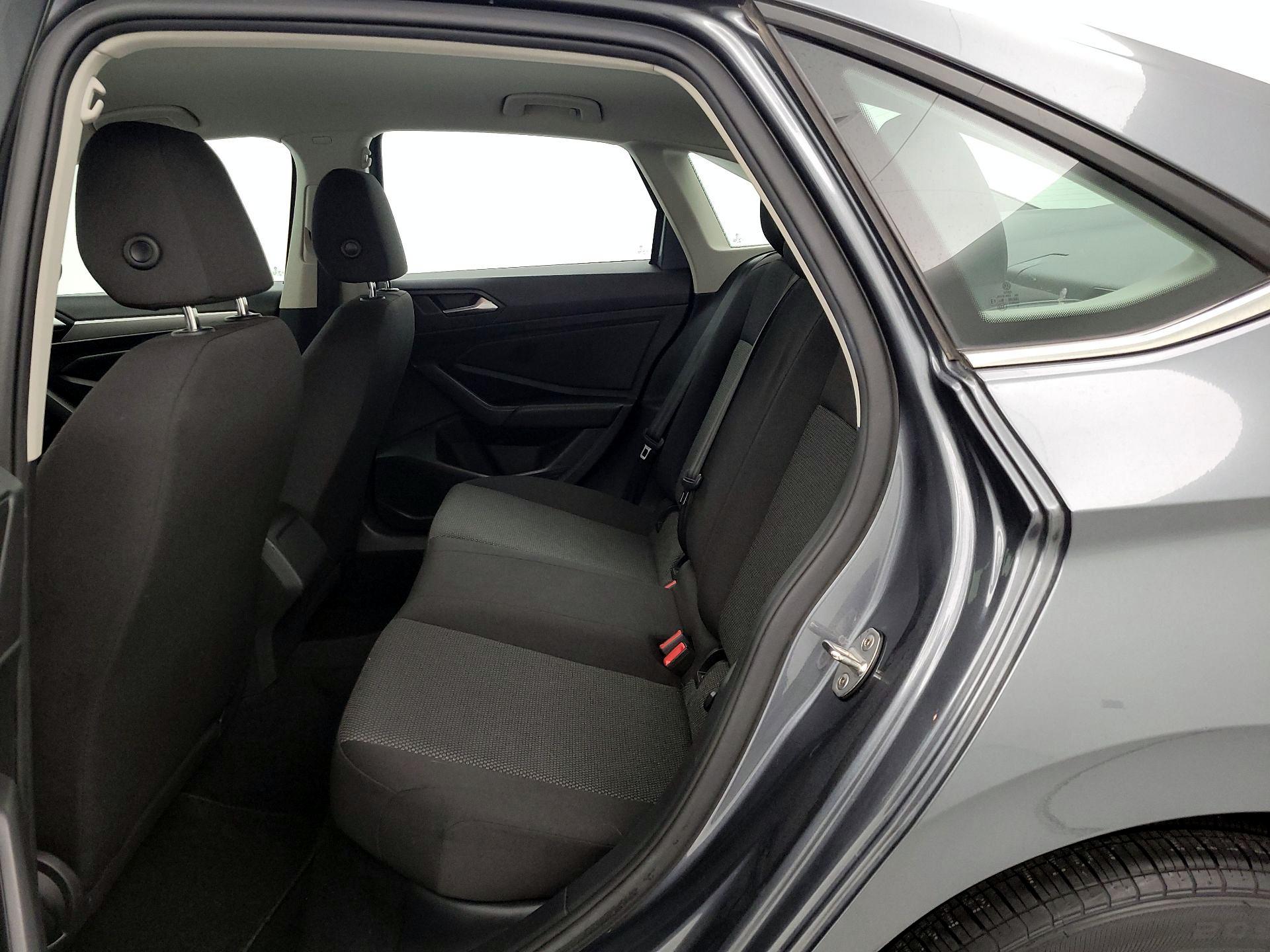 Thumbnail: 2019 Volkswagen Jetta - 19