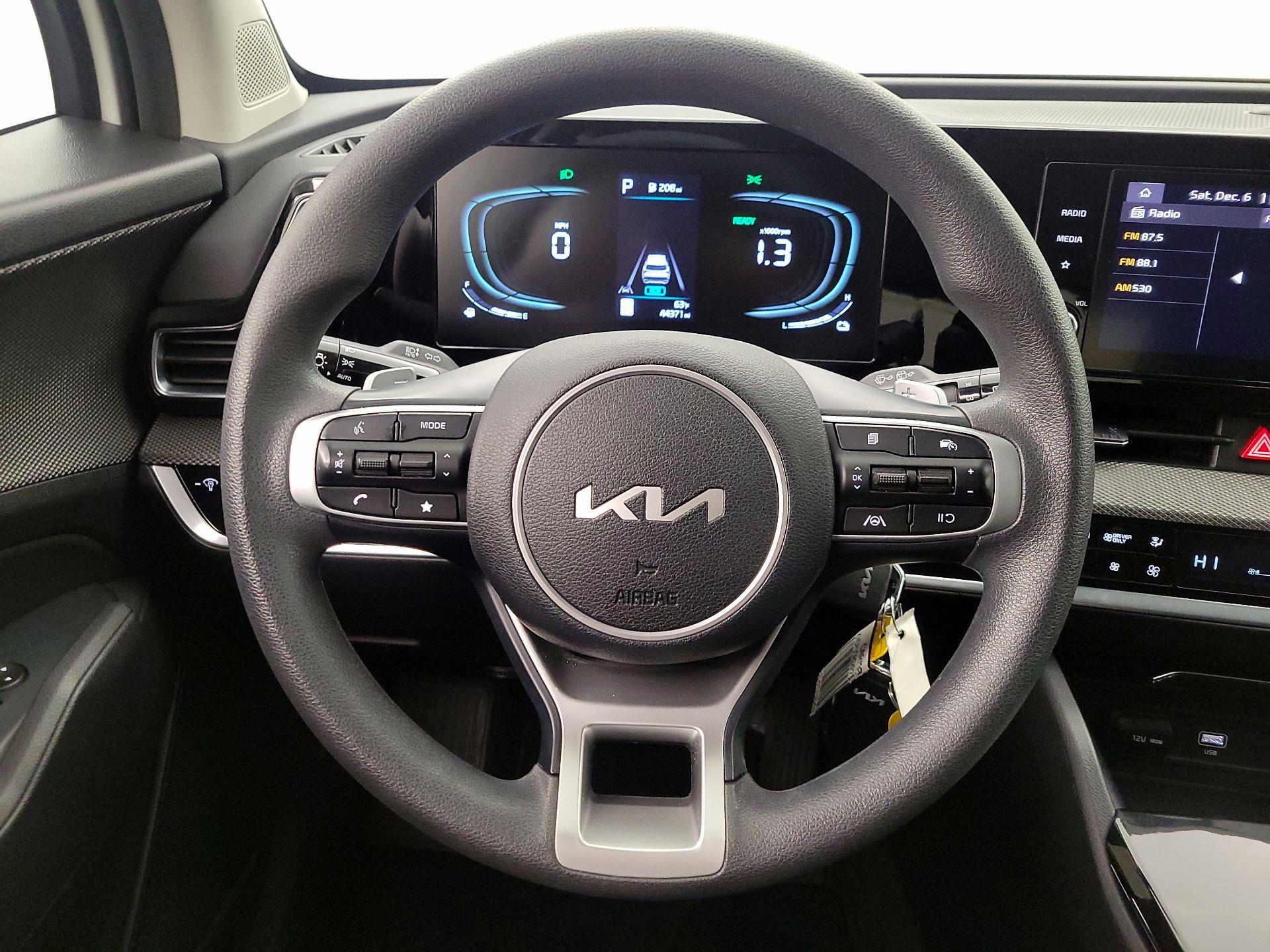 Thumbnail: 2023 Kia Sportage - 10