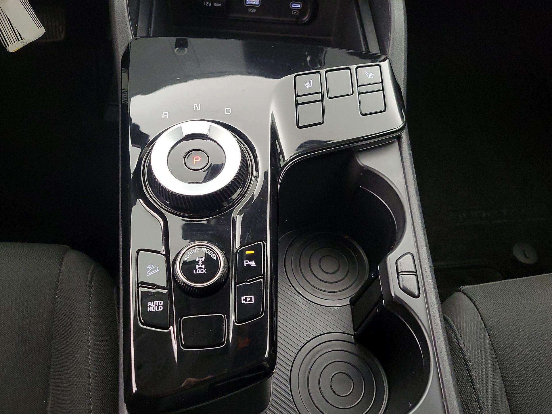 Thumbnail: 2023 Kia Sportage - 17