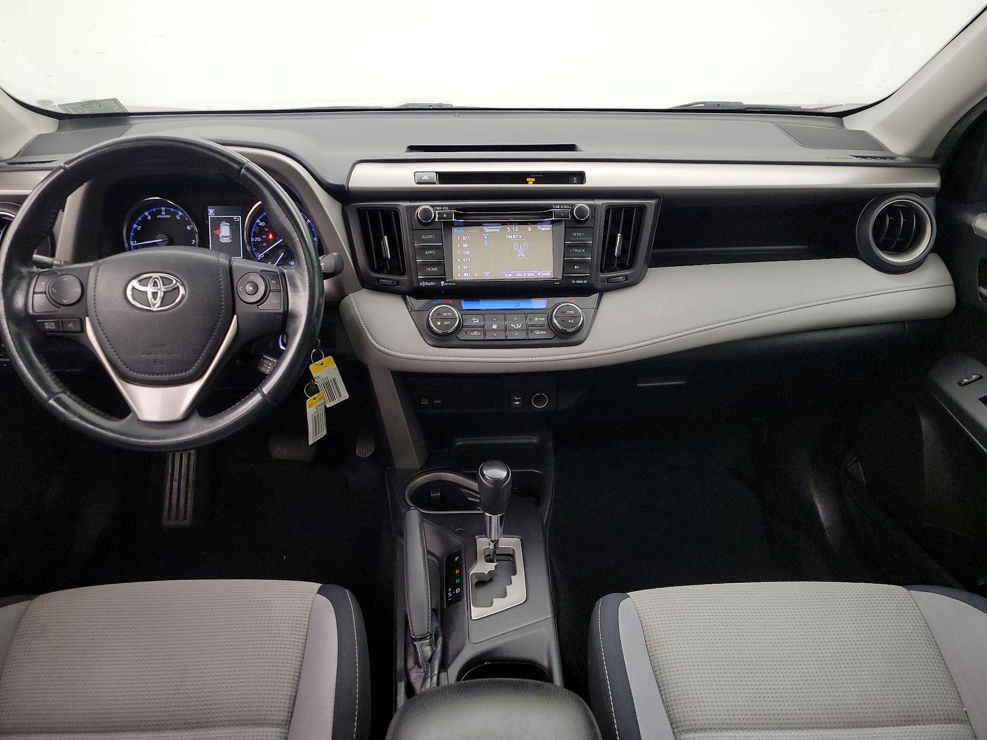 Thumbnail: 2016 Toyota RAV4 - 9