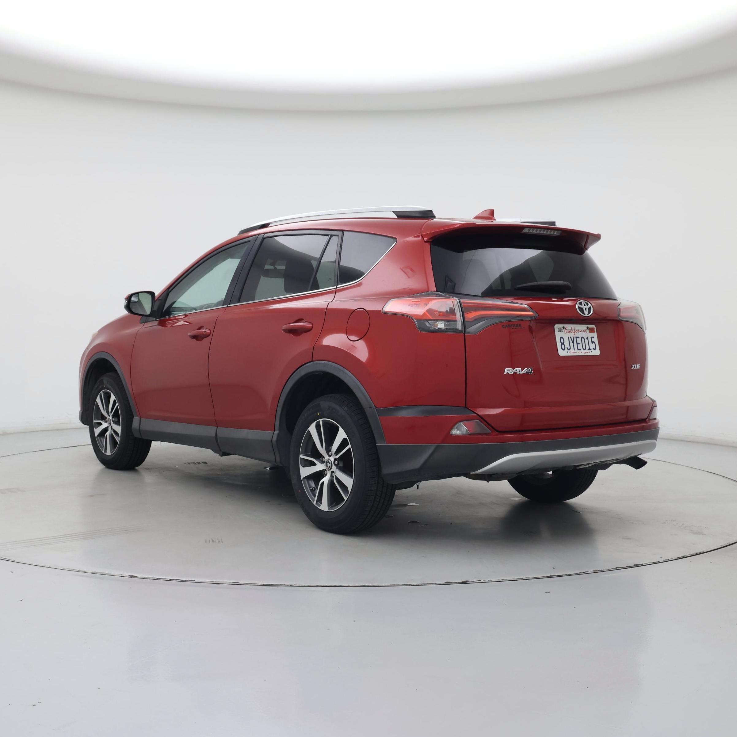 Thumbnail: 2016 Toyota RAV4 - 2