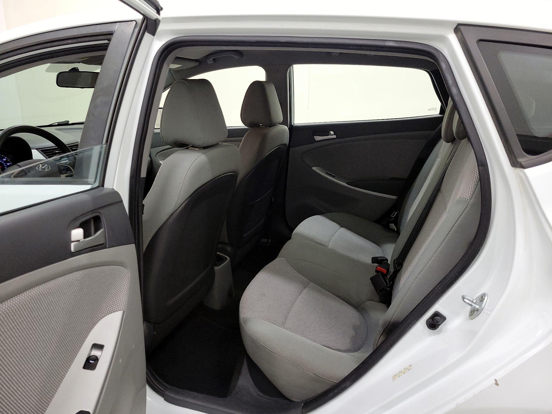 Thumbnail: 2014 Hyundai Accent - 18