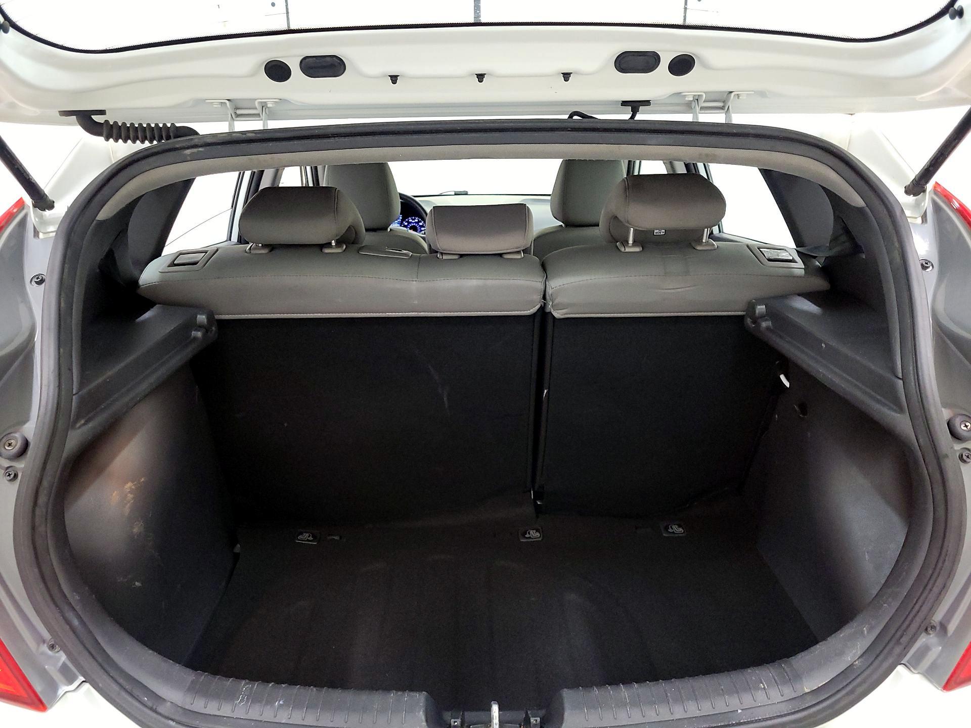 Thumbnail: 2014 Hyundai Accent - 19