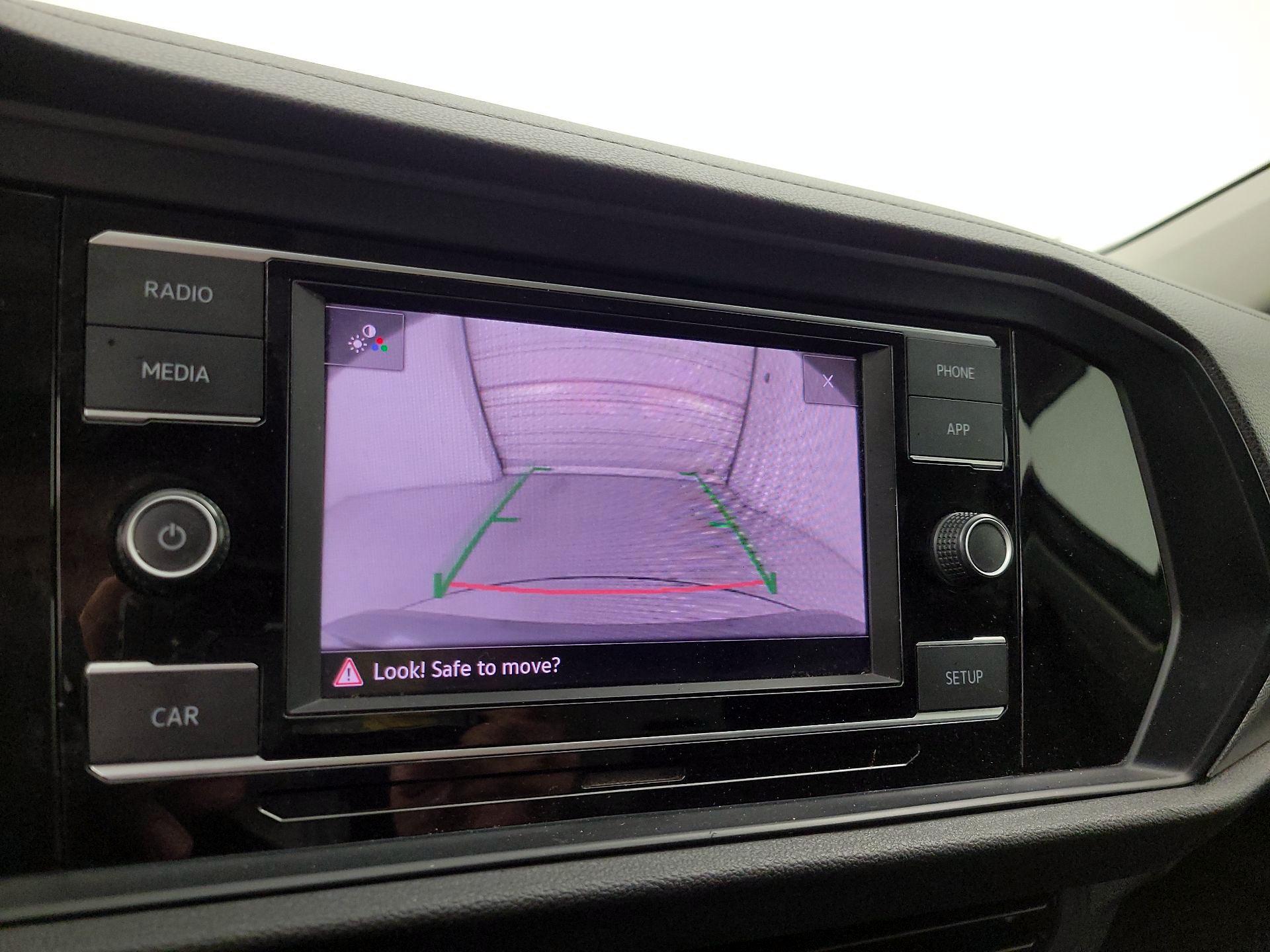 Thumbnail: 2019 Volkswagen Jetta - 14