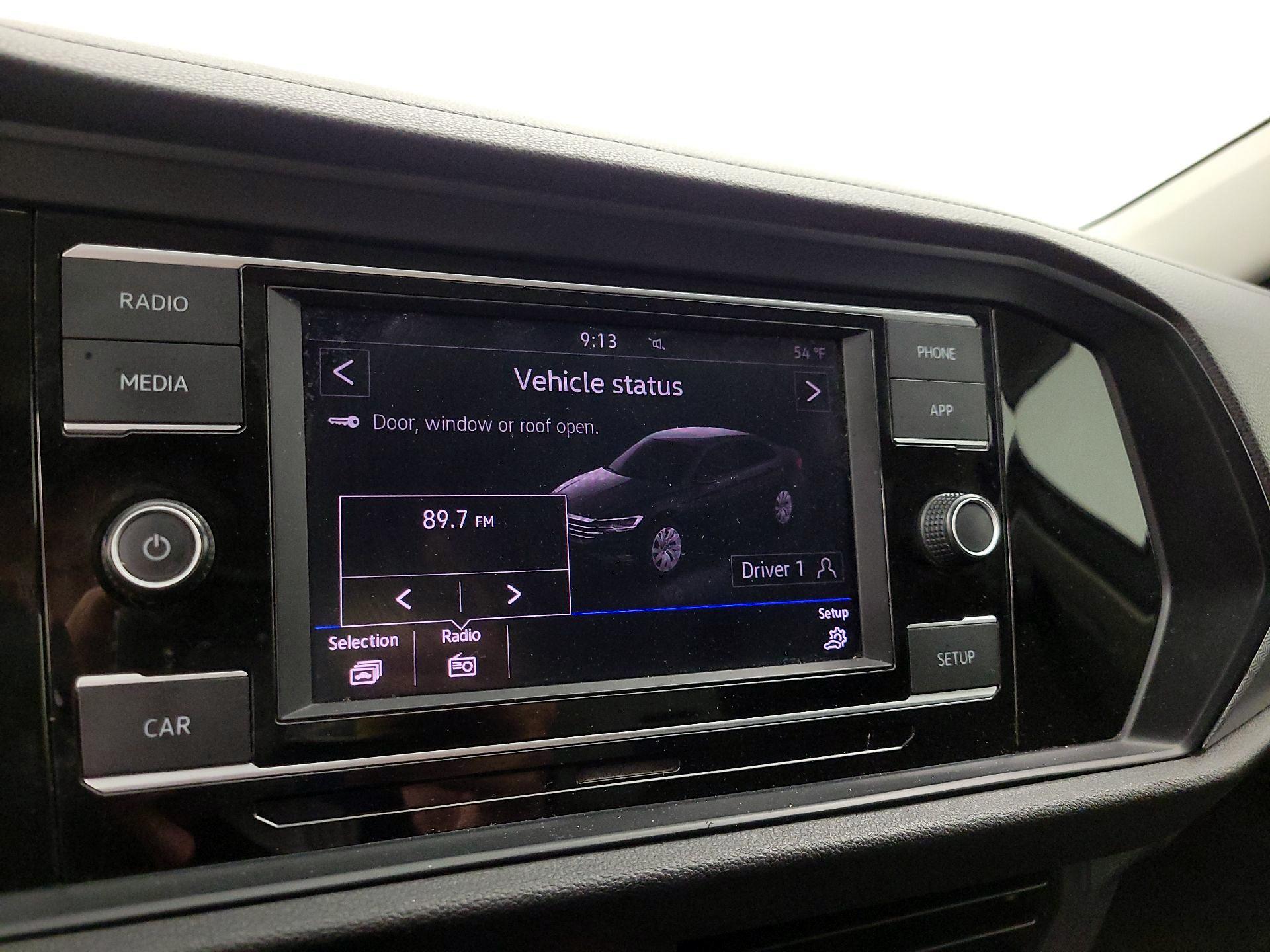 Thumbnail: 2019 Volkswagen Jetta - 15