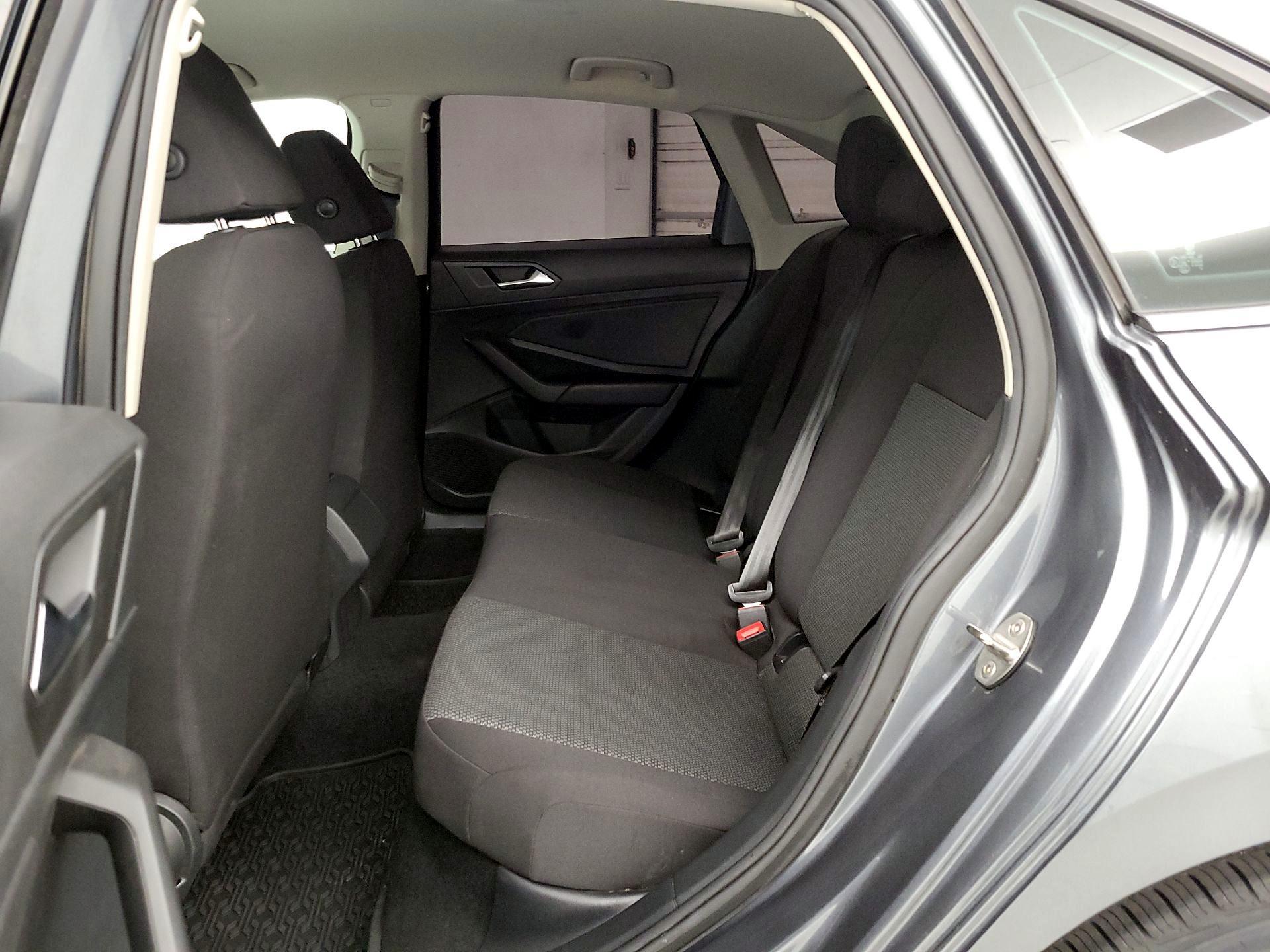 Thumbnail: 2019 Volkswagen Jetta - 19