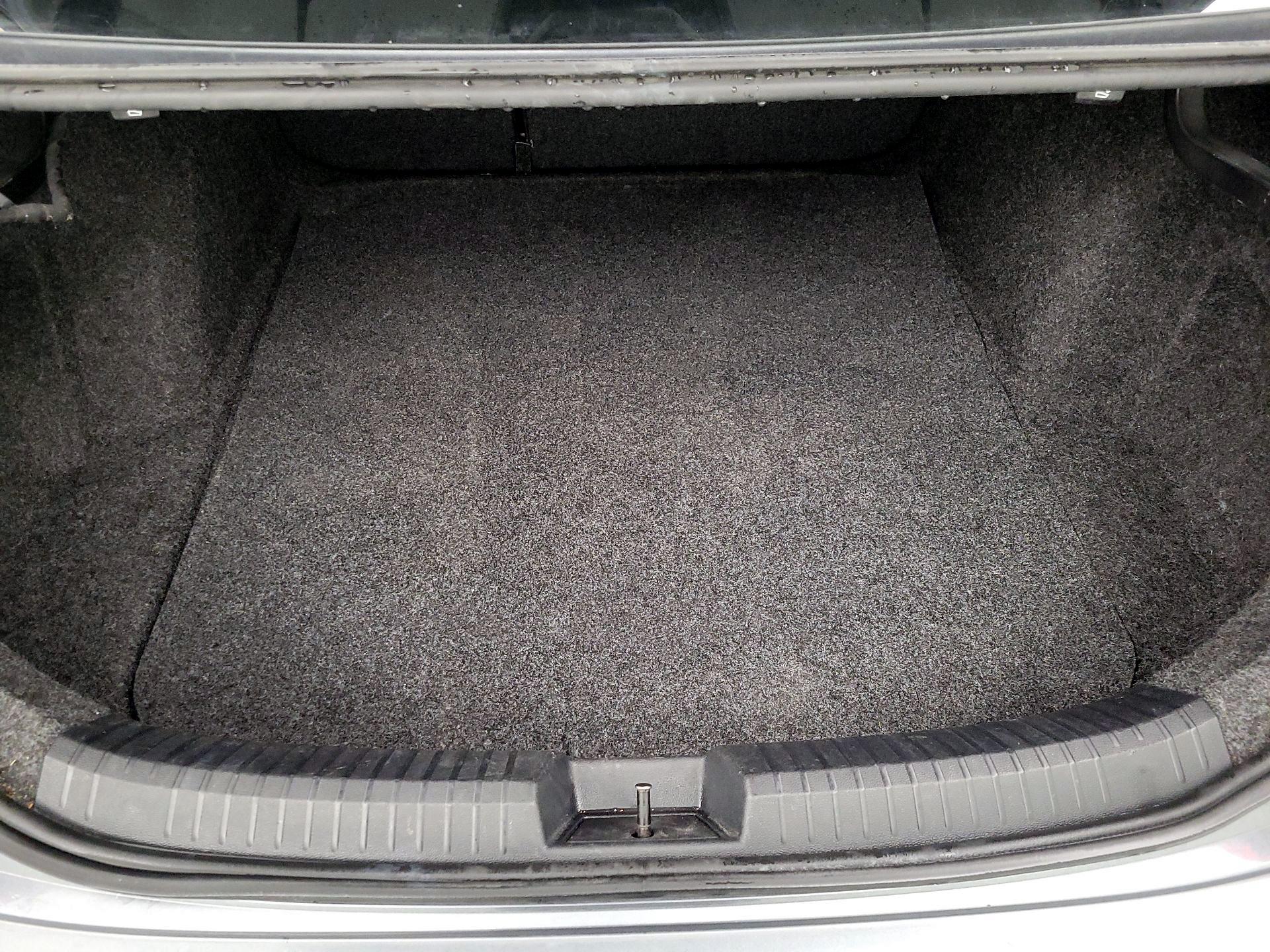 Thumbnail: 2019 Volkswagen Jetta - 20