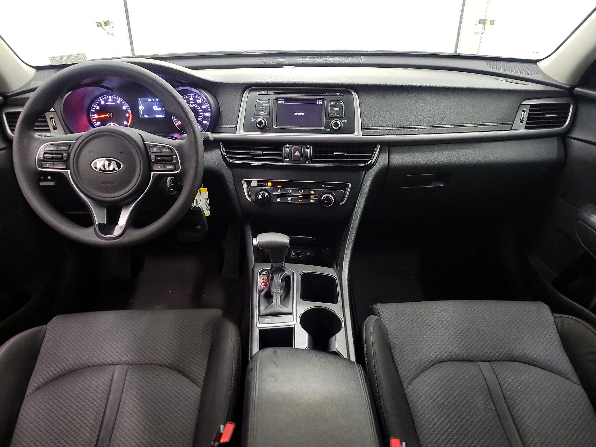 Thumbnail: 2016 Kia Optima - 9