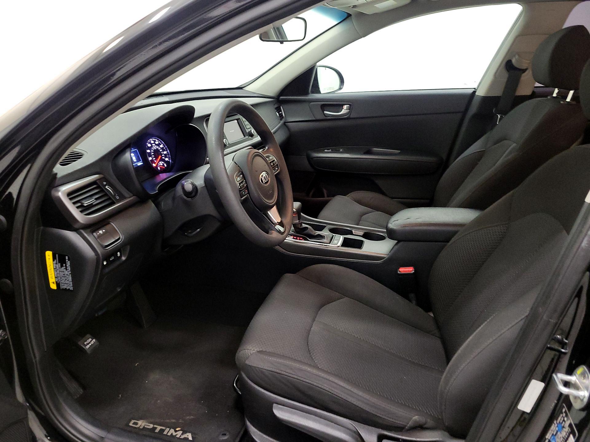 Thumbnail: 2016 Kia Optima - 11