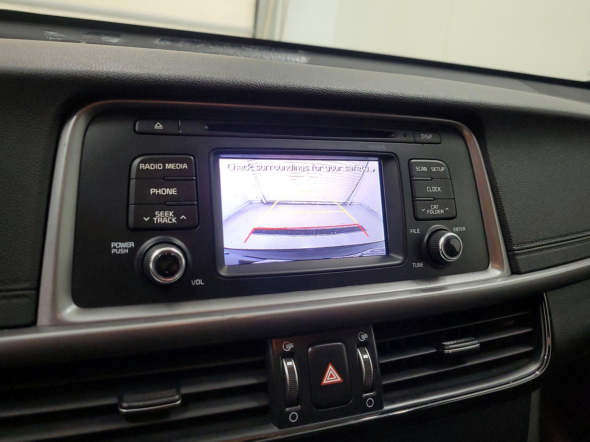 Thumbnail: 2016 Kia Optima - 14