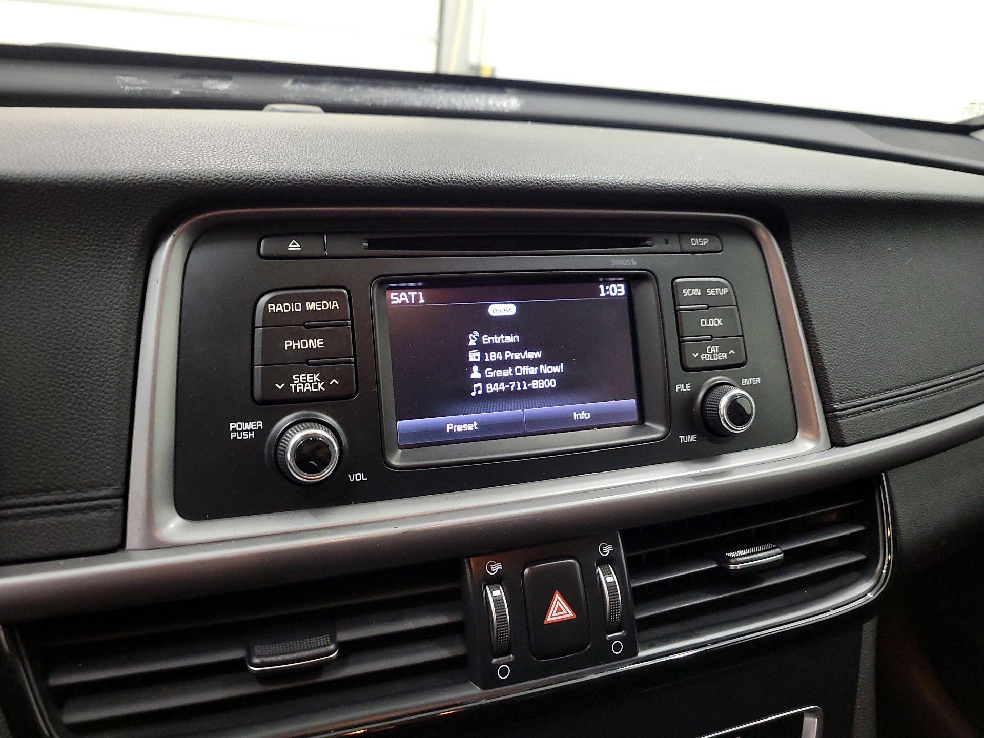 Thumbnail: 2016 Kia Optima - 15