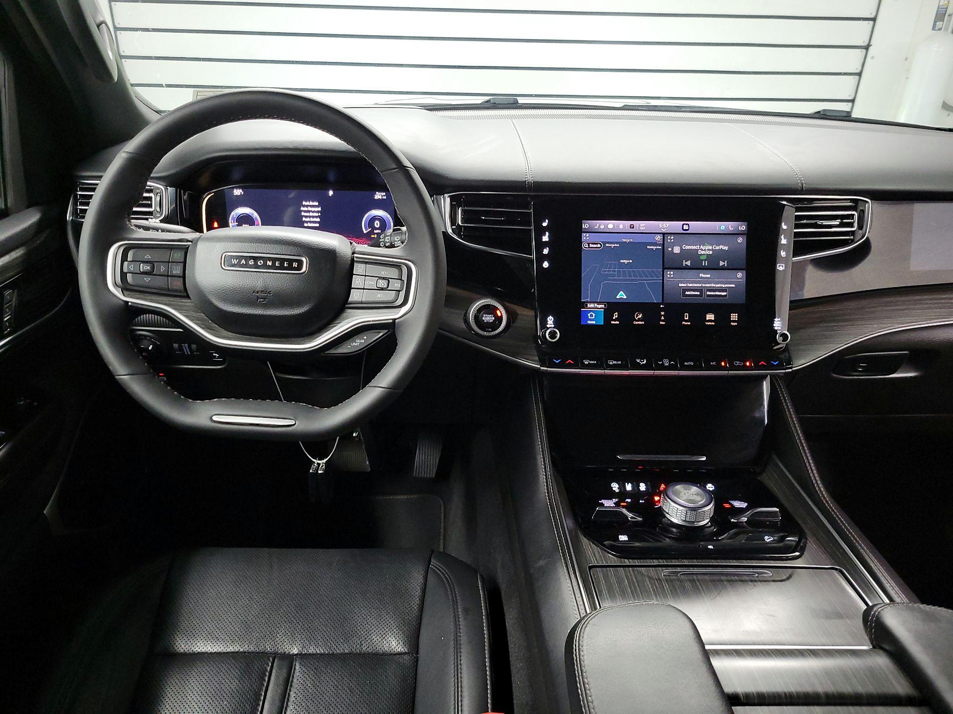 Thumbnail: 2023 Jeep Wagoneer - 9