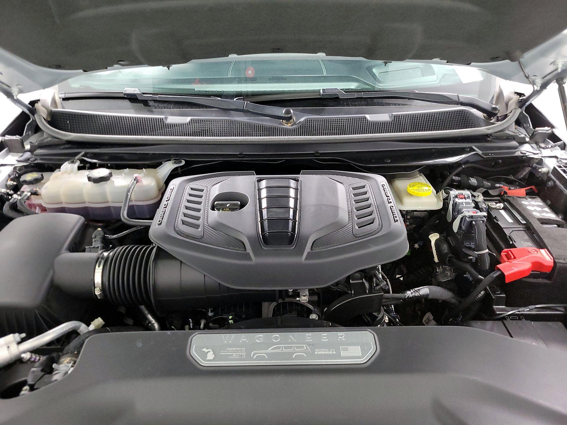 Thumbnail: 2023 Jeep Wagoneer - 19