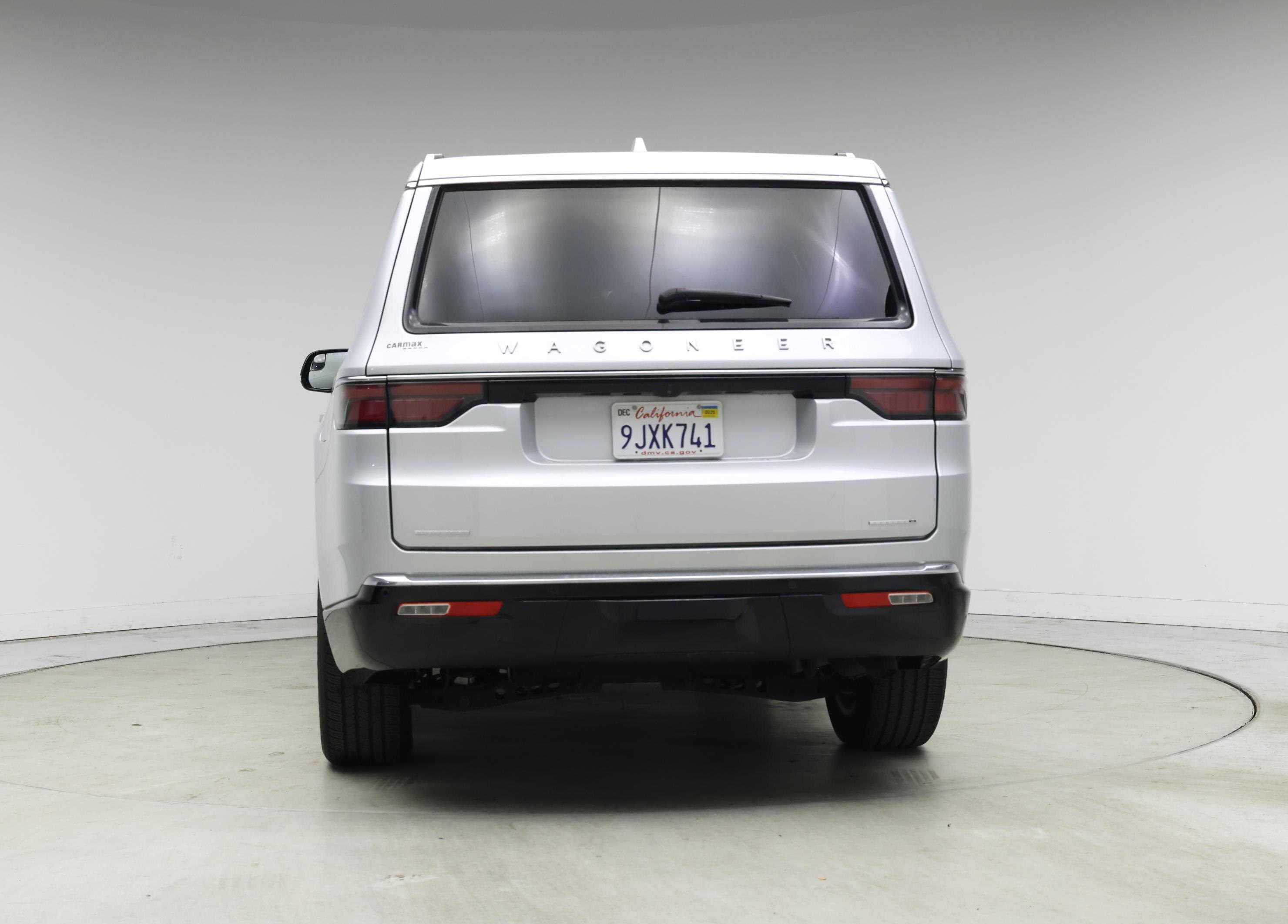 Thumbnail: 2023 Jeep Wagoneer - 6