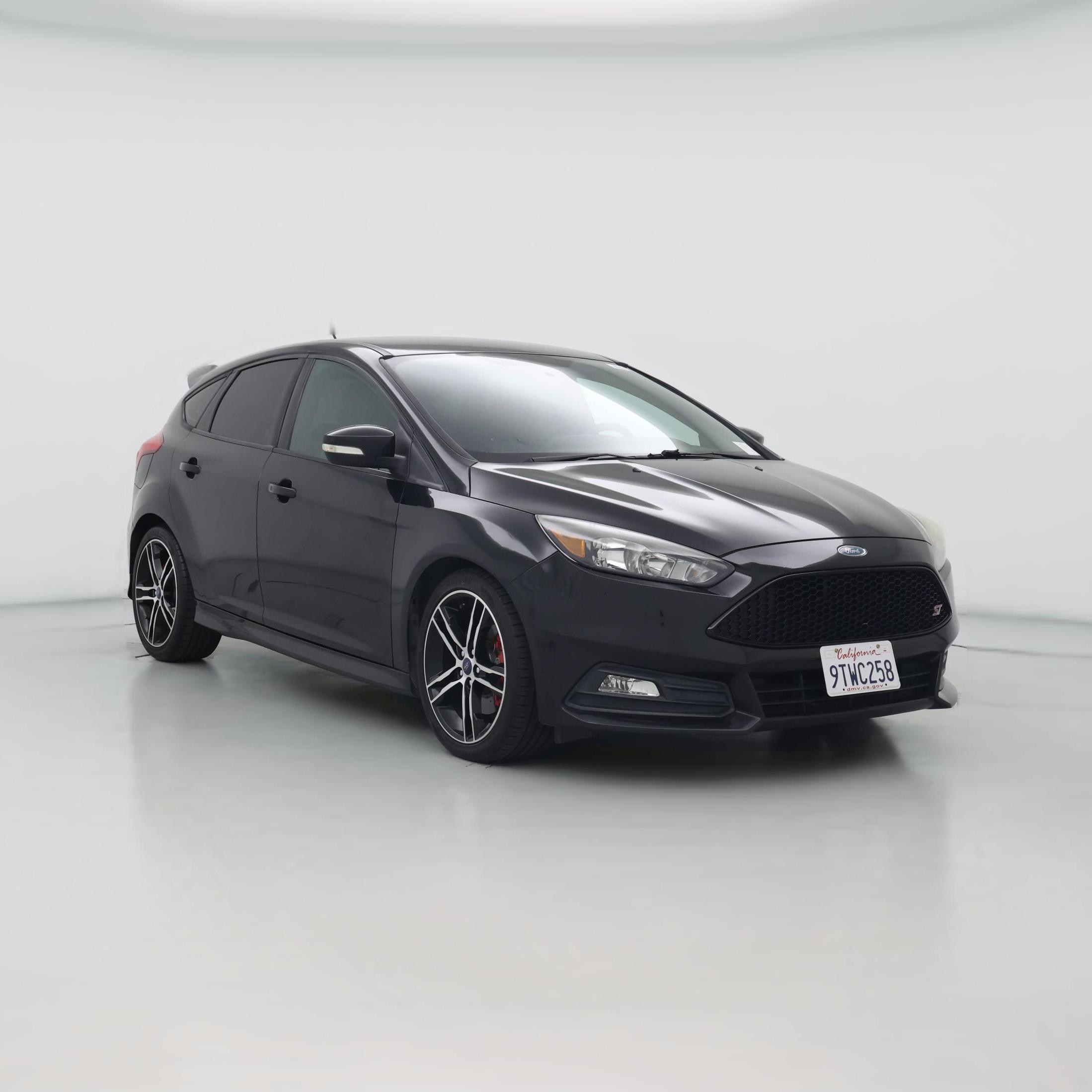 Thumbnail: 2015 Ford Focus - 1