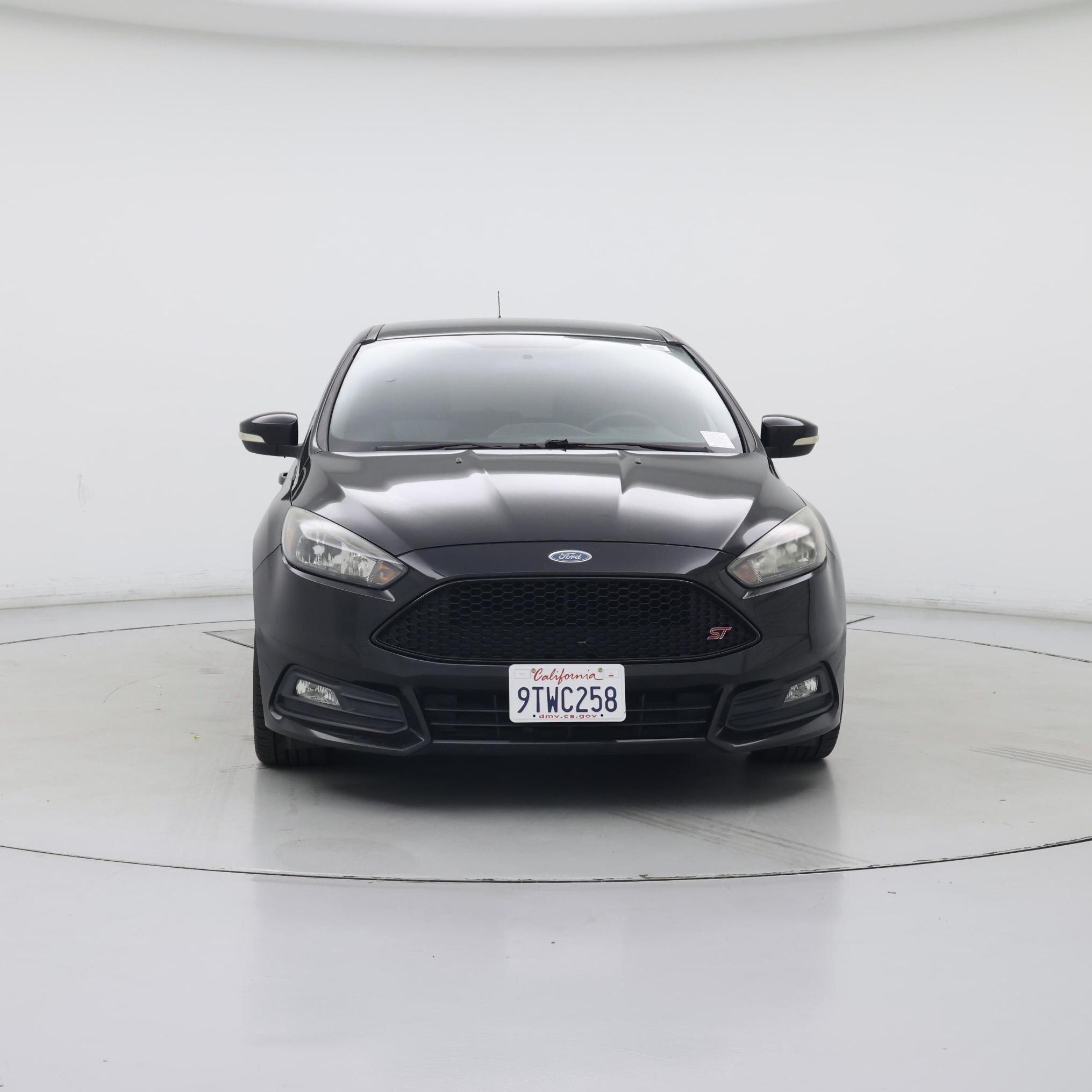 Thumbnail: 2015 Ford Focus - 5