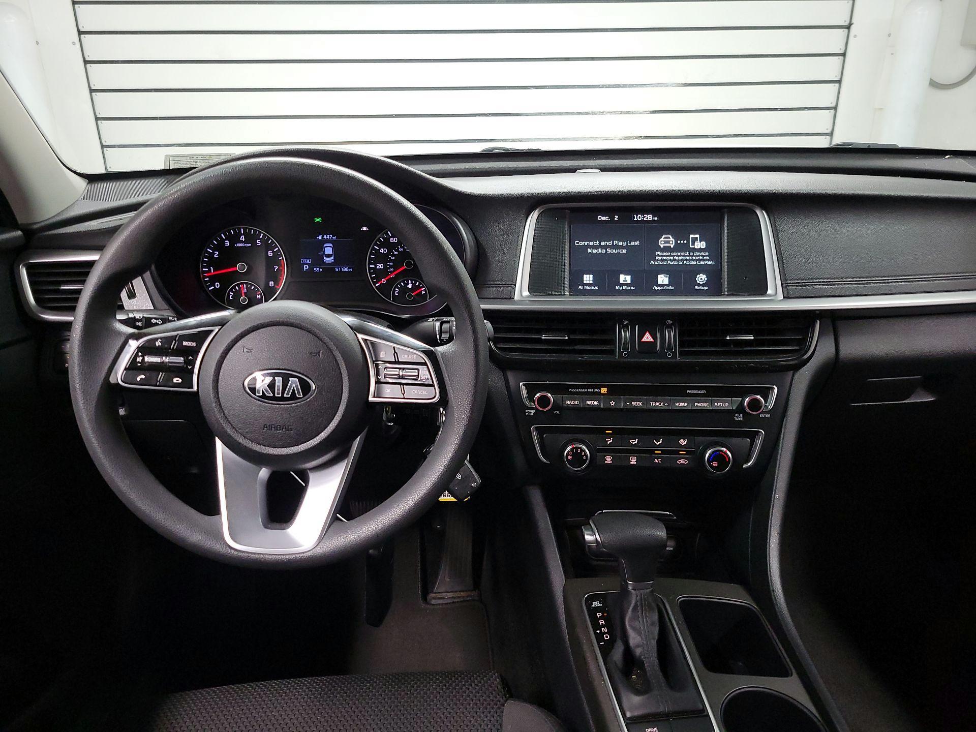 Thumbnail: 2020 Kia Optima - 9