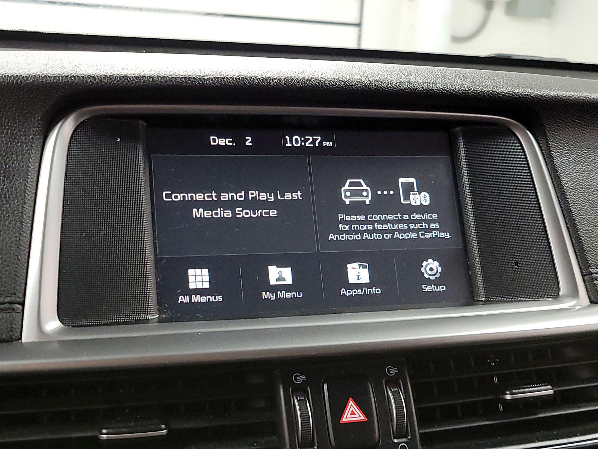 Thumbnail: 2020 Kia Optima - 14