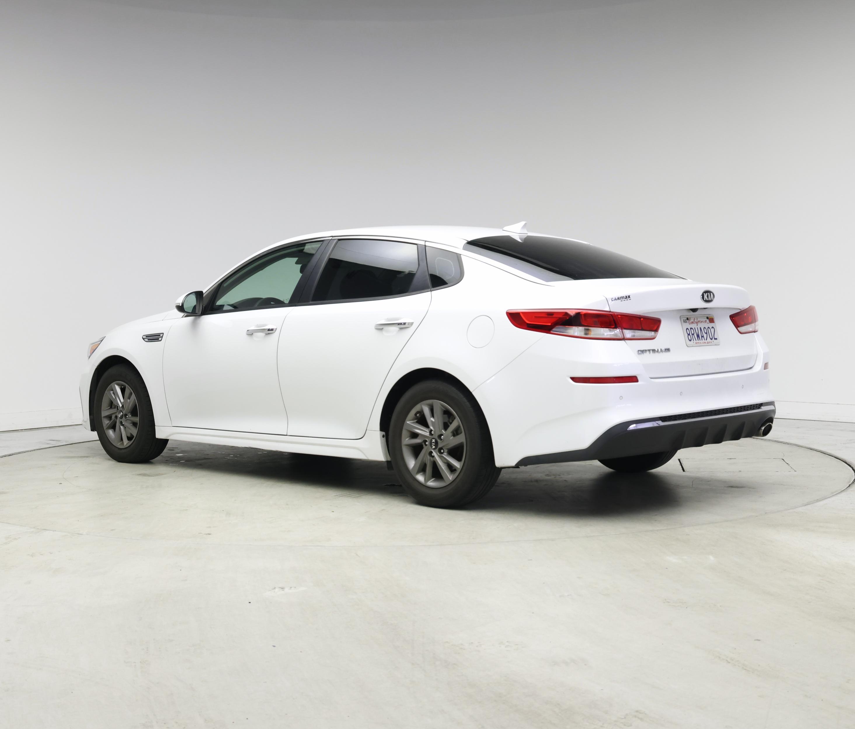 Thumbnail: 2020 Kia Optima - 2