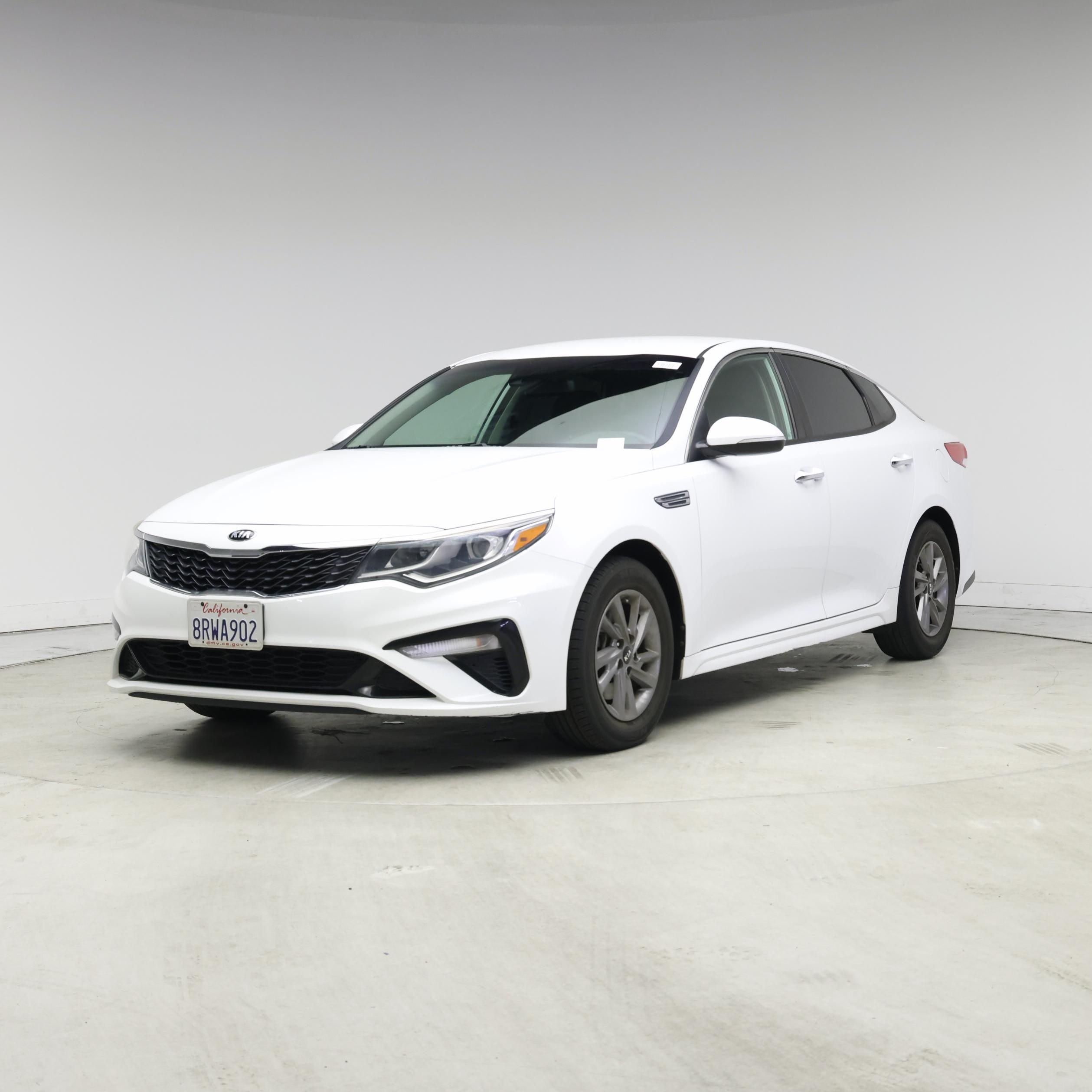 Thumbnail: 2020 Kia Optima - 4