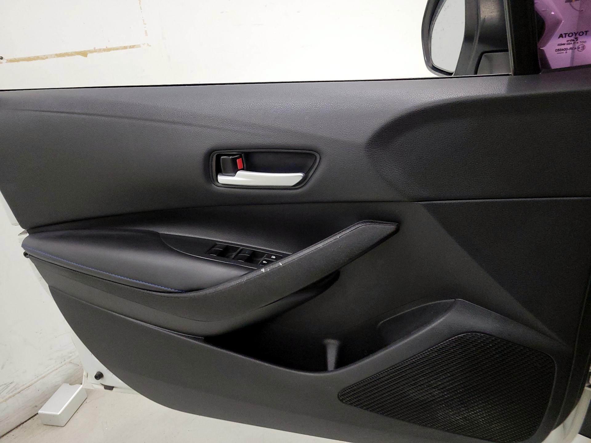 Thumbnail: 2021 Toyota Corolla - 12