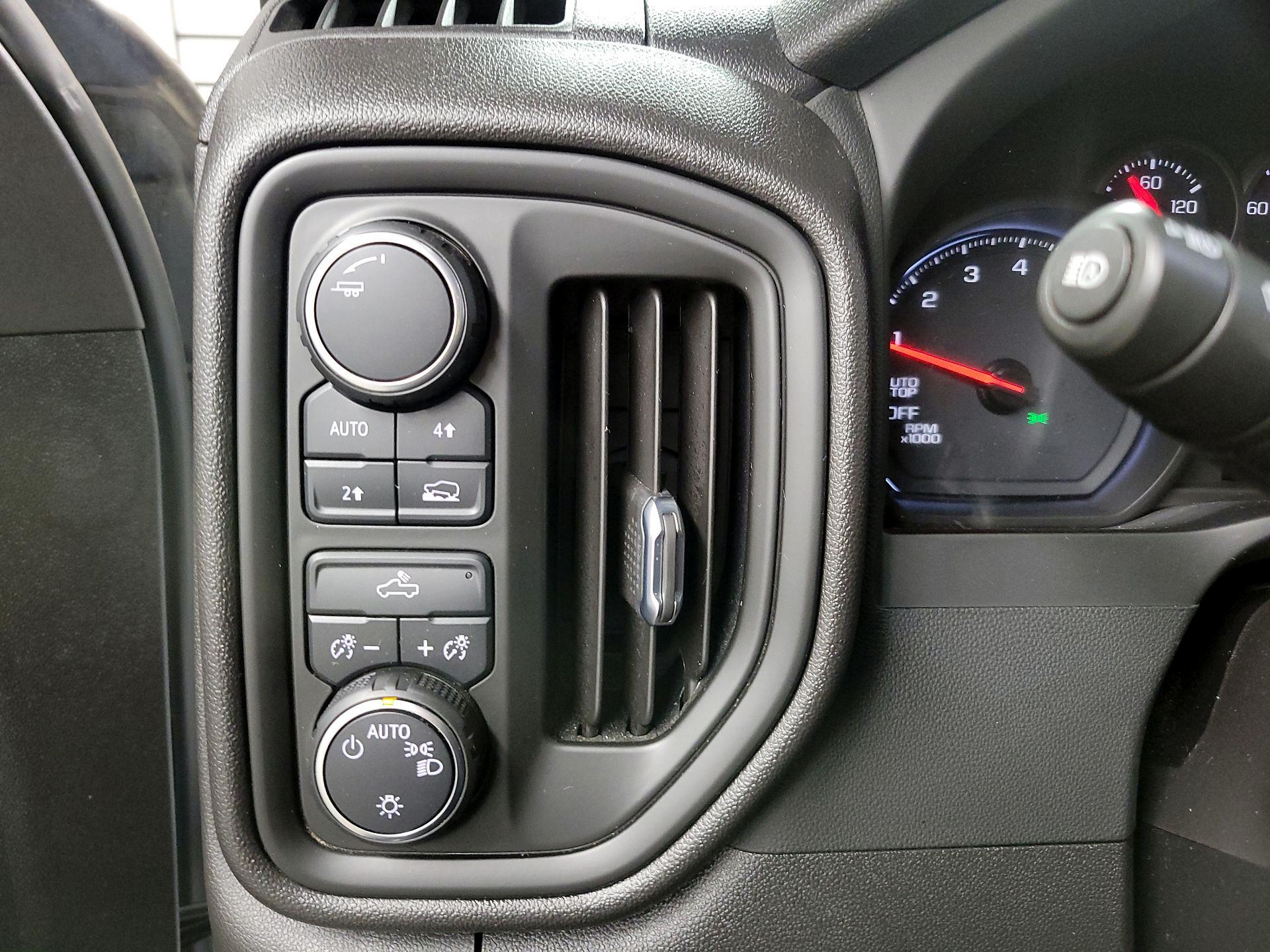 Thumbnail: 2023 Chevrolet Silverado 1500 - 13