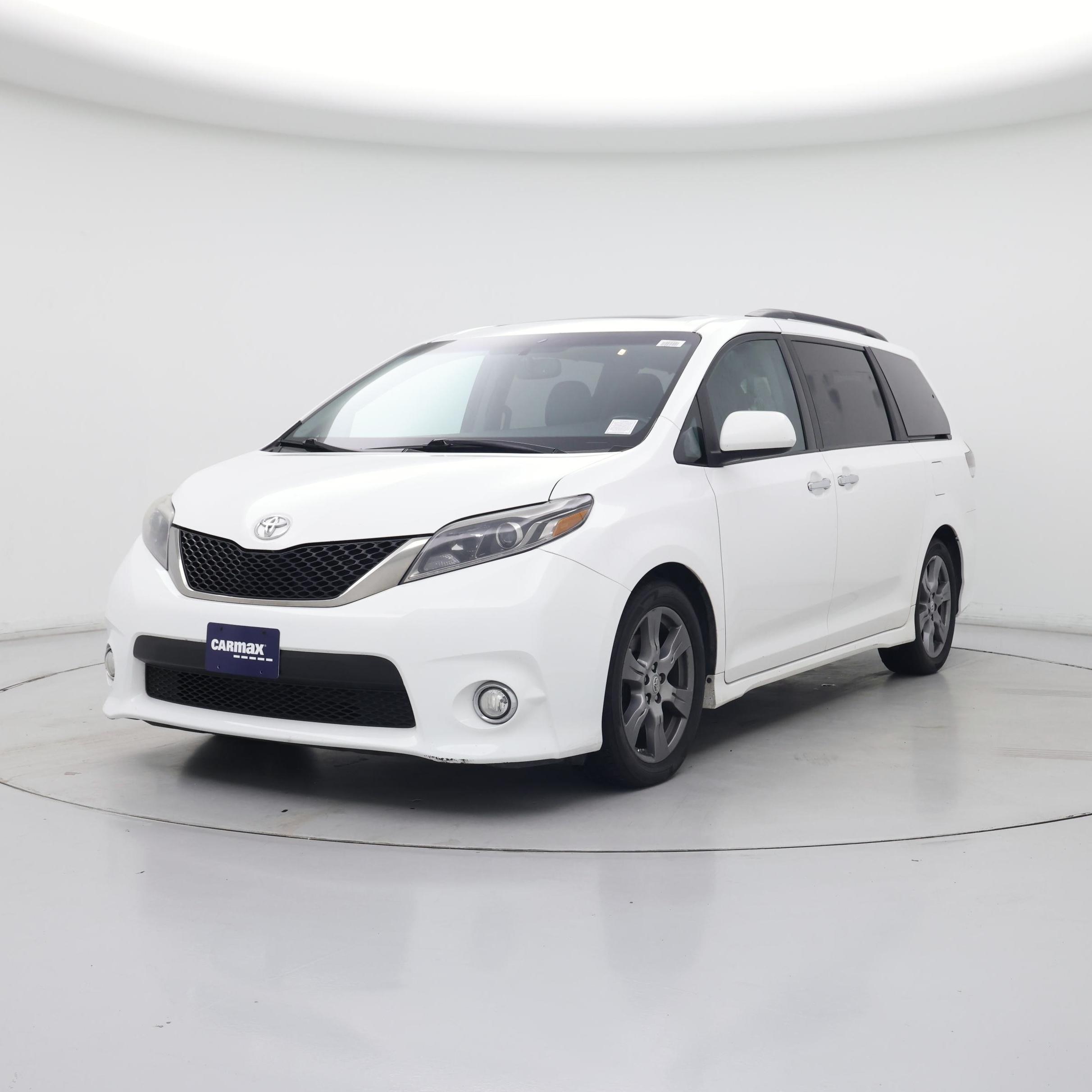 Thumbnail: 2017 Toyota Sienna - 4