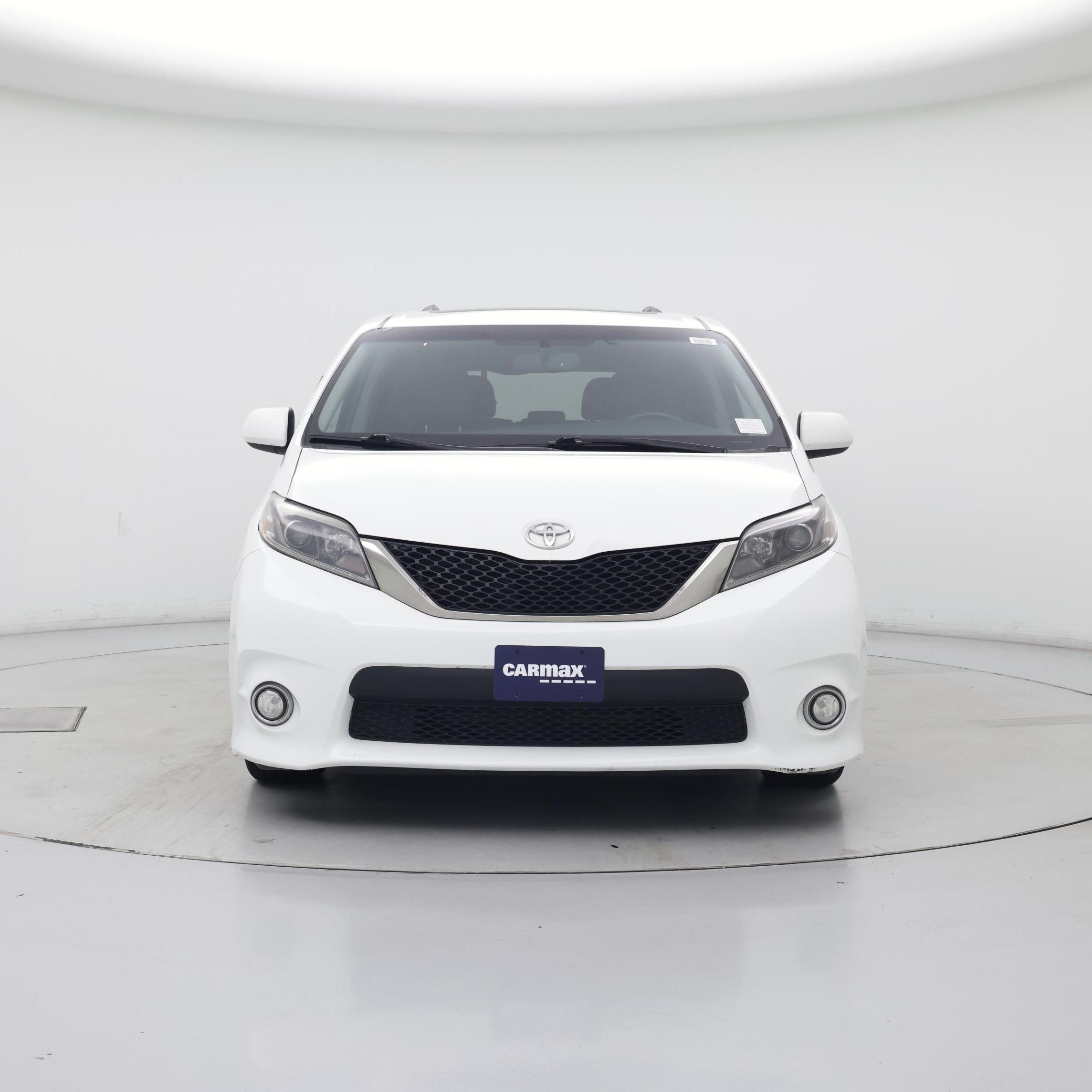 Thumbnail: 2017 Toyota Sienna - 5