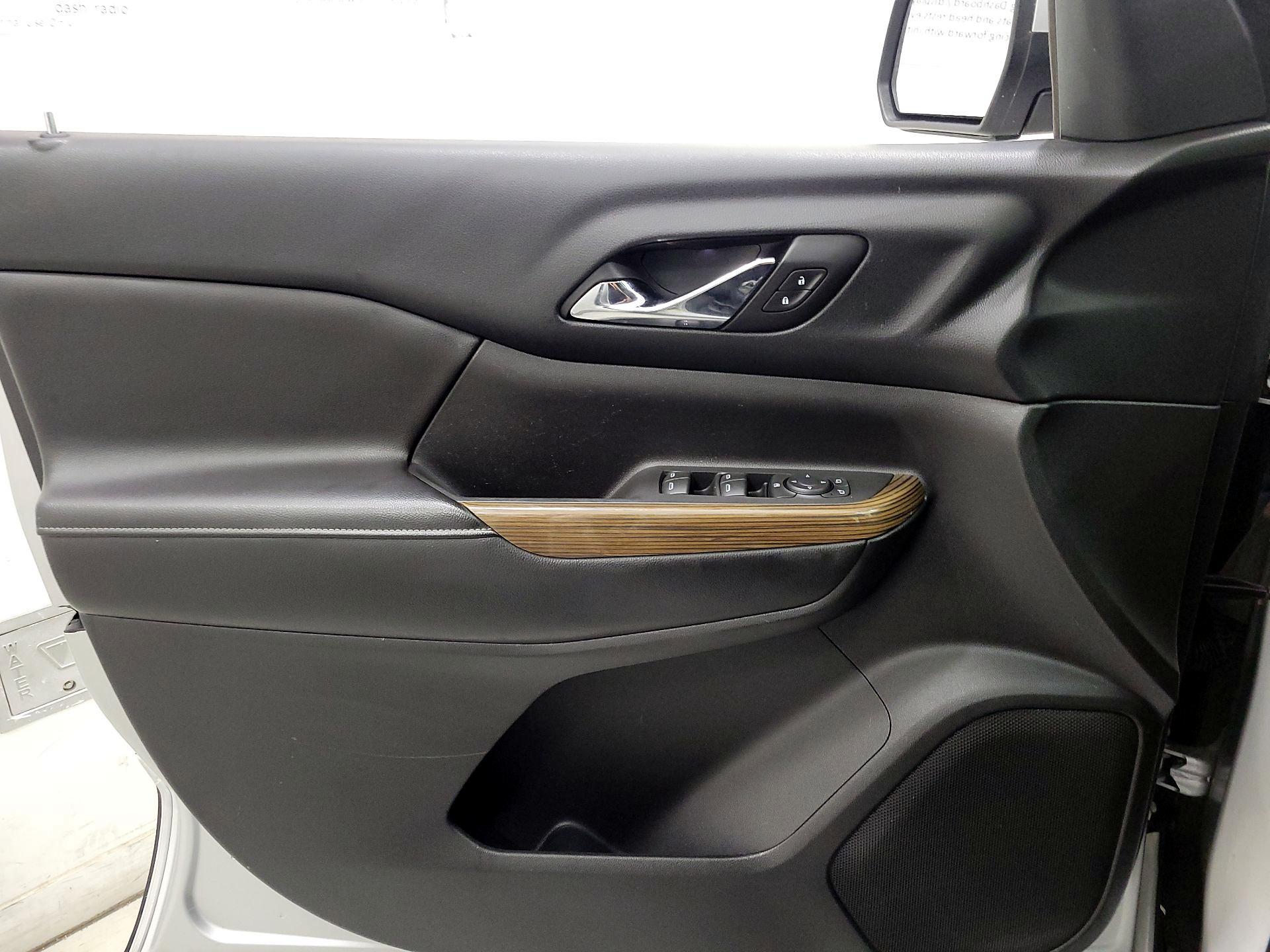 Thumbnail: 2018 GMC Acadia - 12