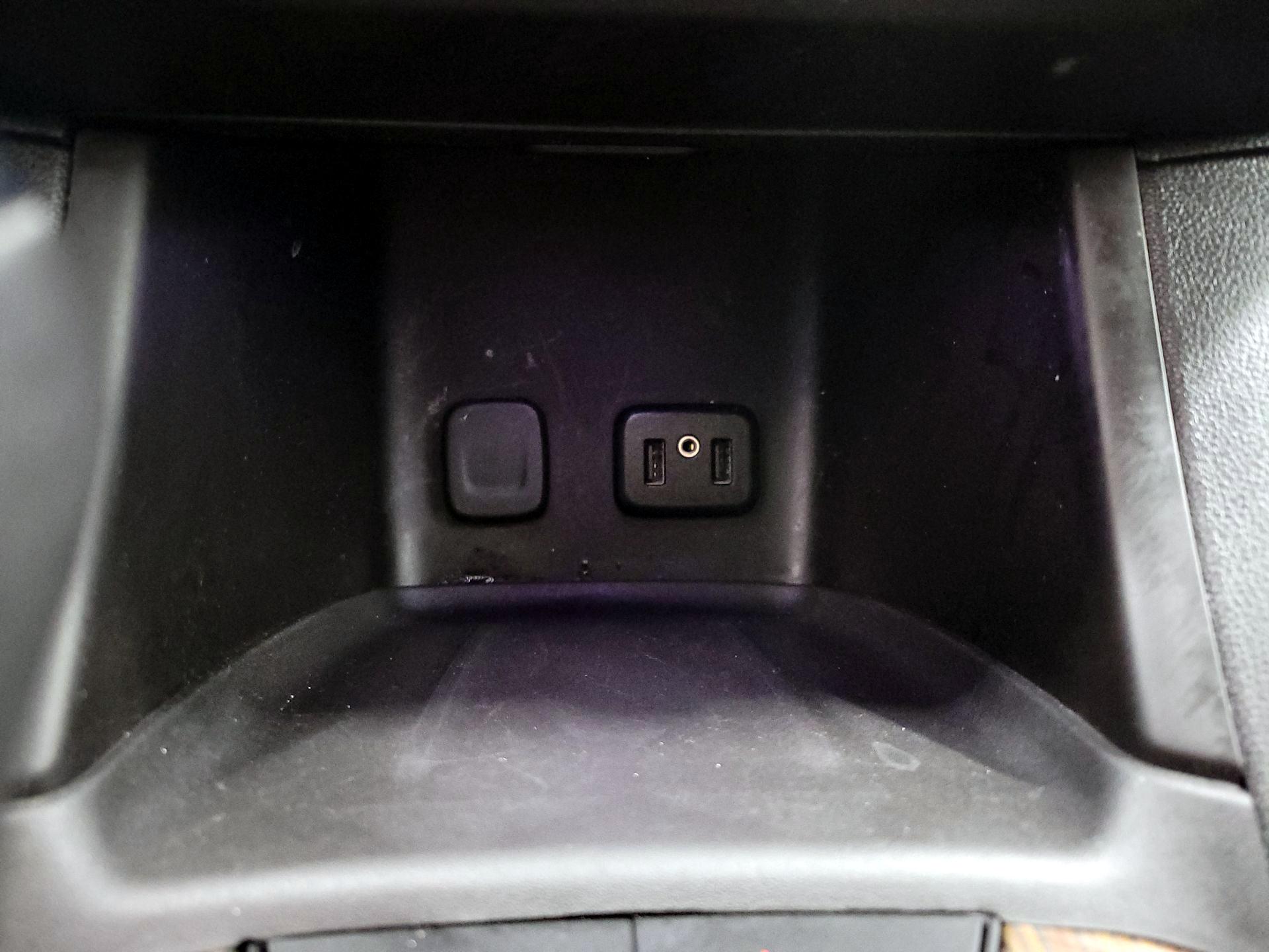 Thumbnail: 2018 GMC Acadia - 18