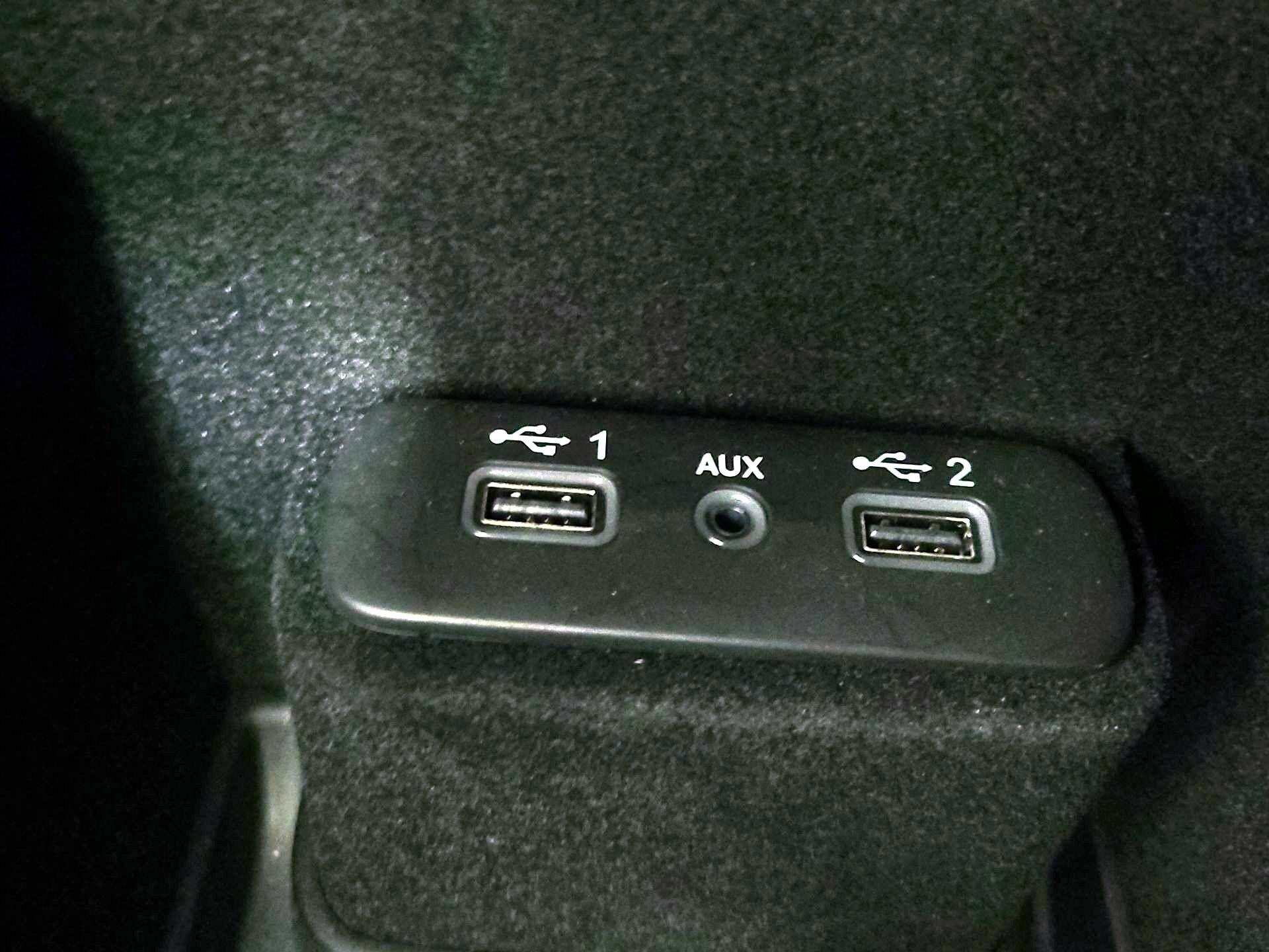 Thumbnail: 2022 Dodge Charger - 19