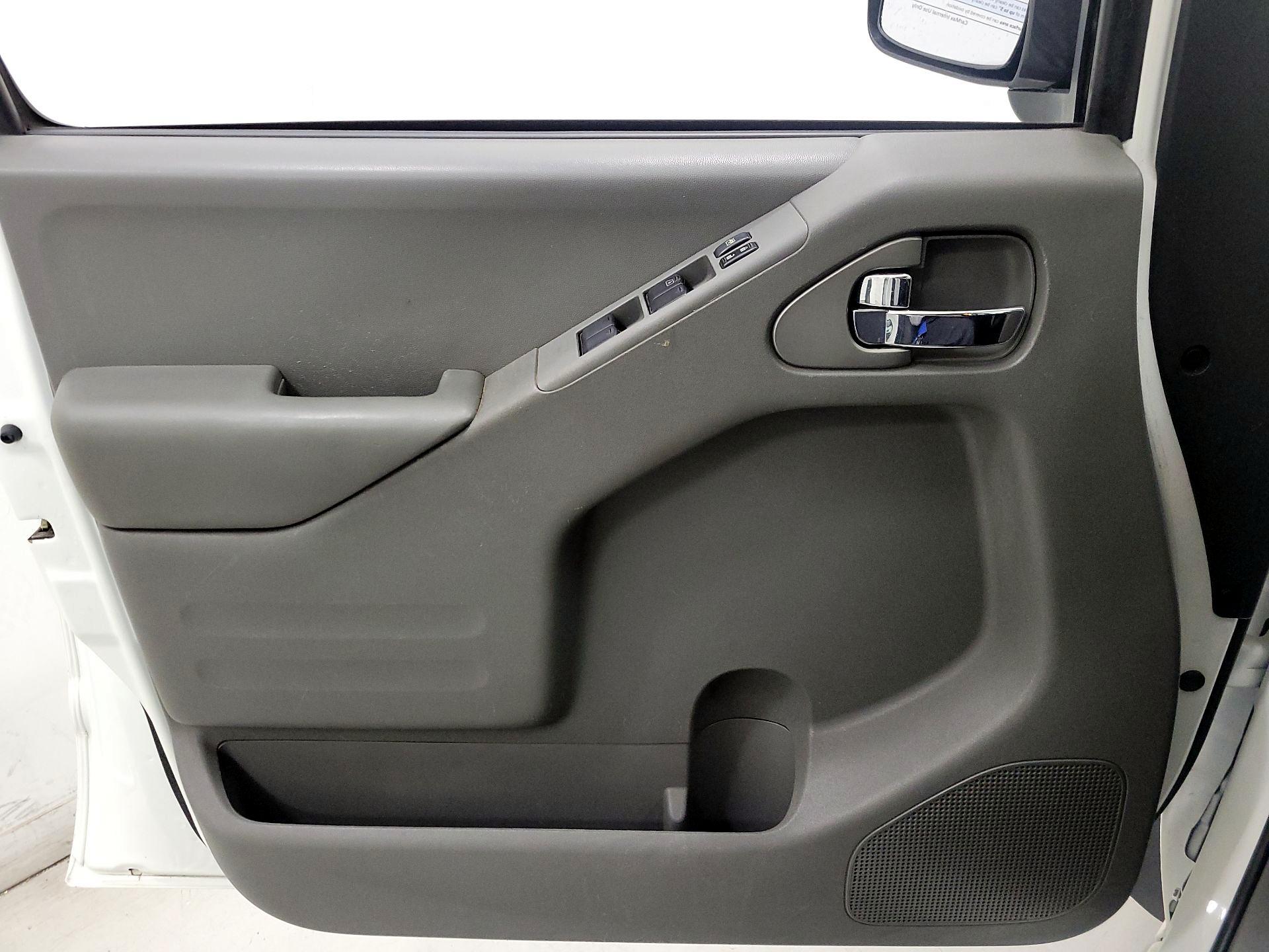 Thumbnail: 2017 Nissan Frontier - 12