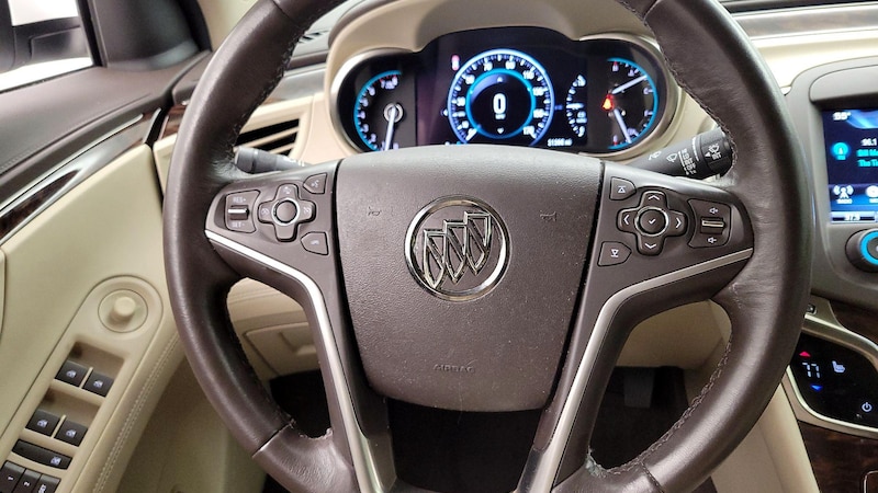 2016 Buick LaCrosse Sport Touring 10