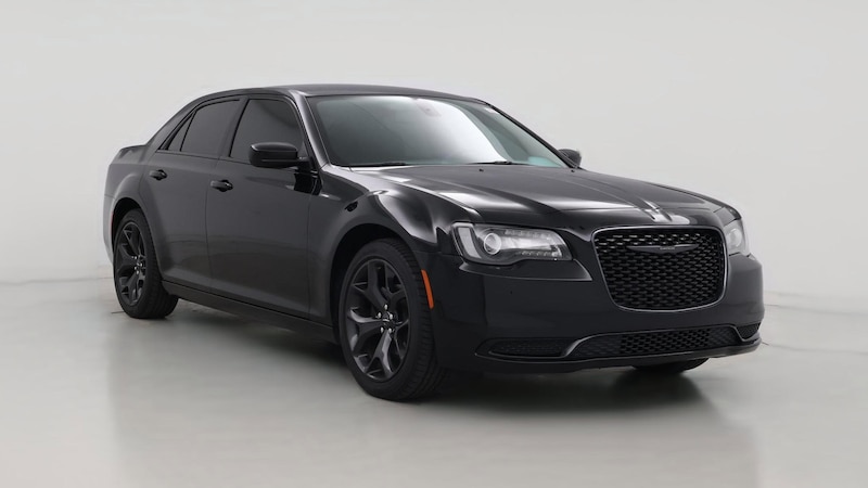 2021 Chrysler 300 Touring Hero Image