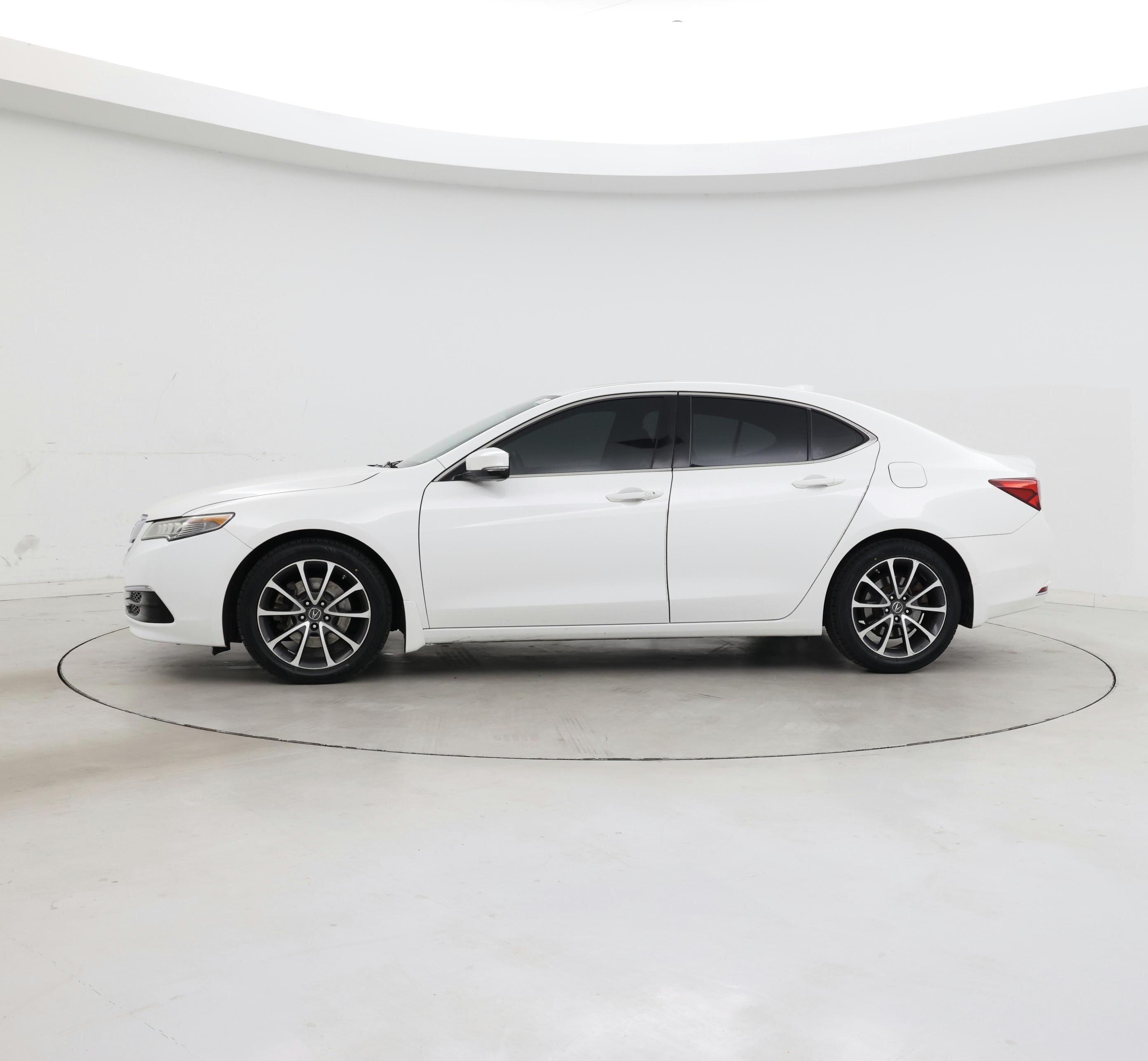 Thumbnail: 2015 Acura TLX - 3