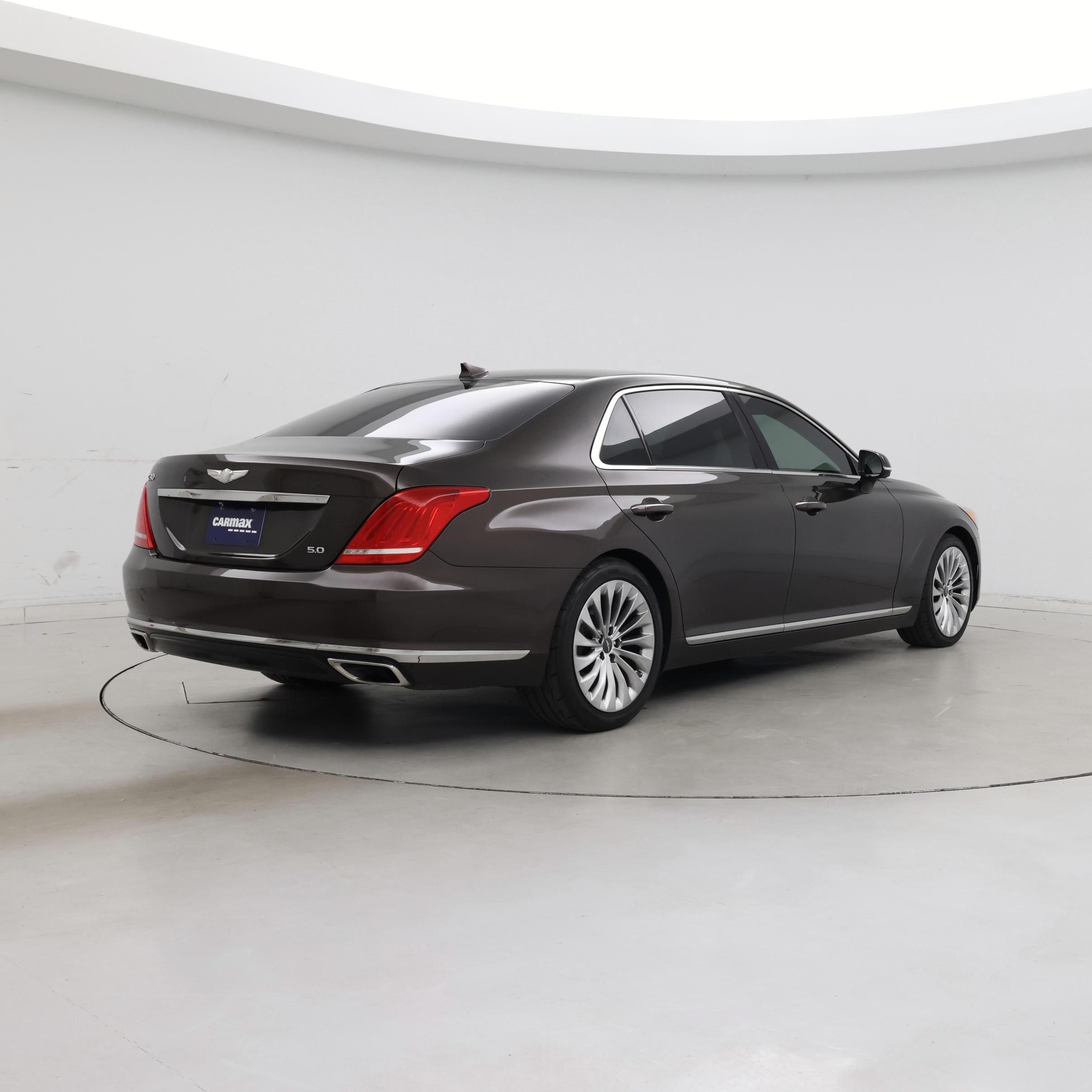 Thumbnail: 2017 Genesis G90 - 8
