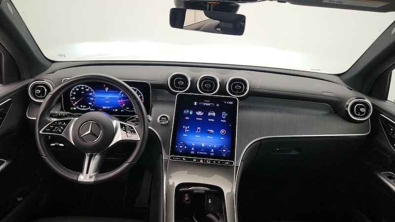 2024 Mercedes-Benz GLC 300 9