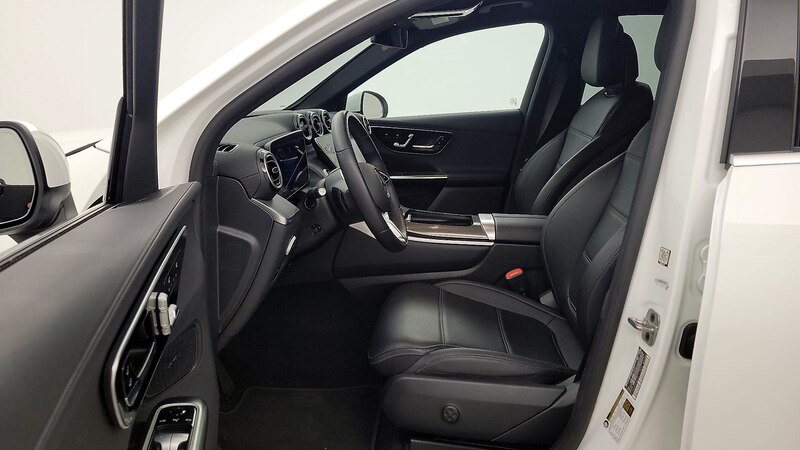 2024 Mercedes-Benz GLC 300 11